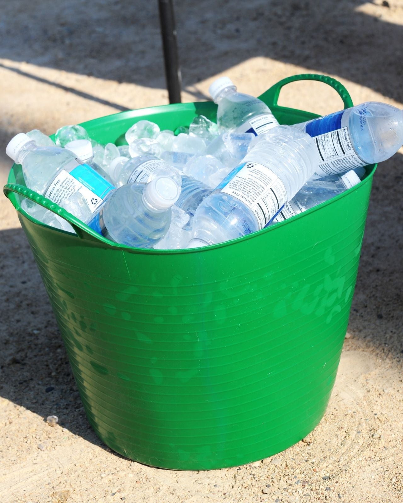 Red Gorilla Medium Gorilla Tub Hunter Green