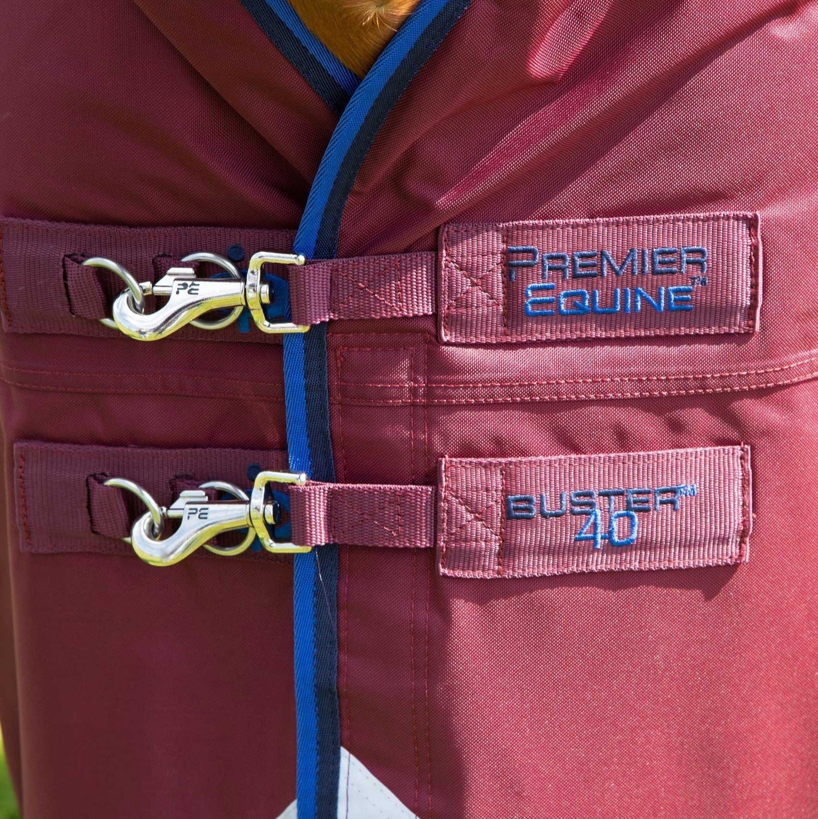 Premier Equine Buster 40g Turnout Rug with Classic Neck Cover Burgundy