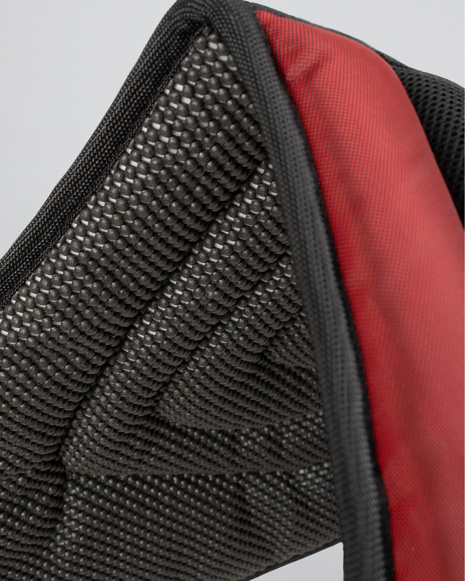 Premier Equine Anti-Slip Airflow Shockproof Racing/ Training Saddle Pad Black/Red