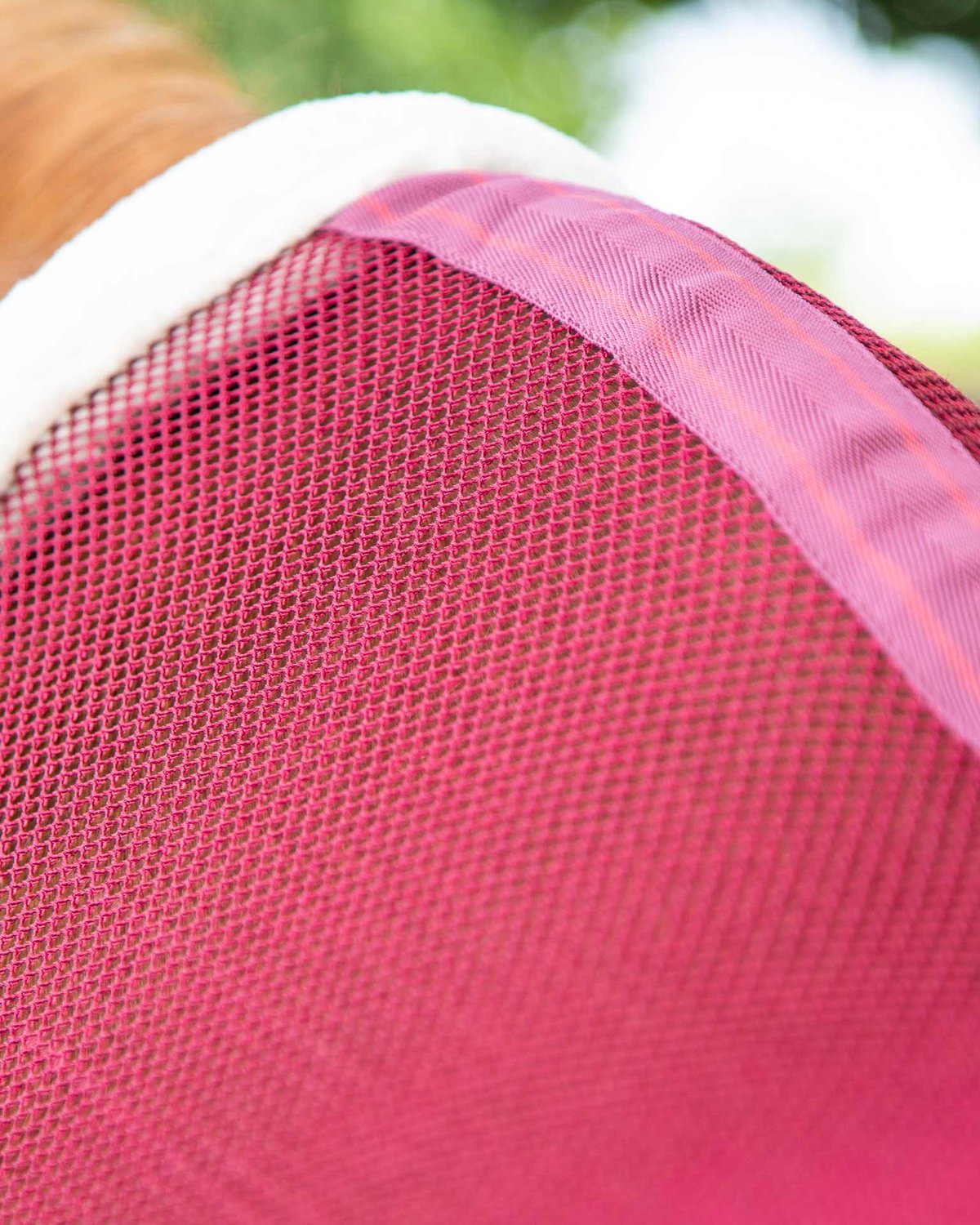 PREMIER EQUINE Arisca Scrim Horse Cooler - Burgundy Mesh Design, Close-up Detail. Breathable Horse Rug