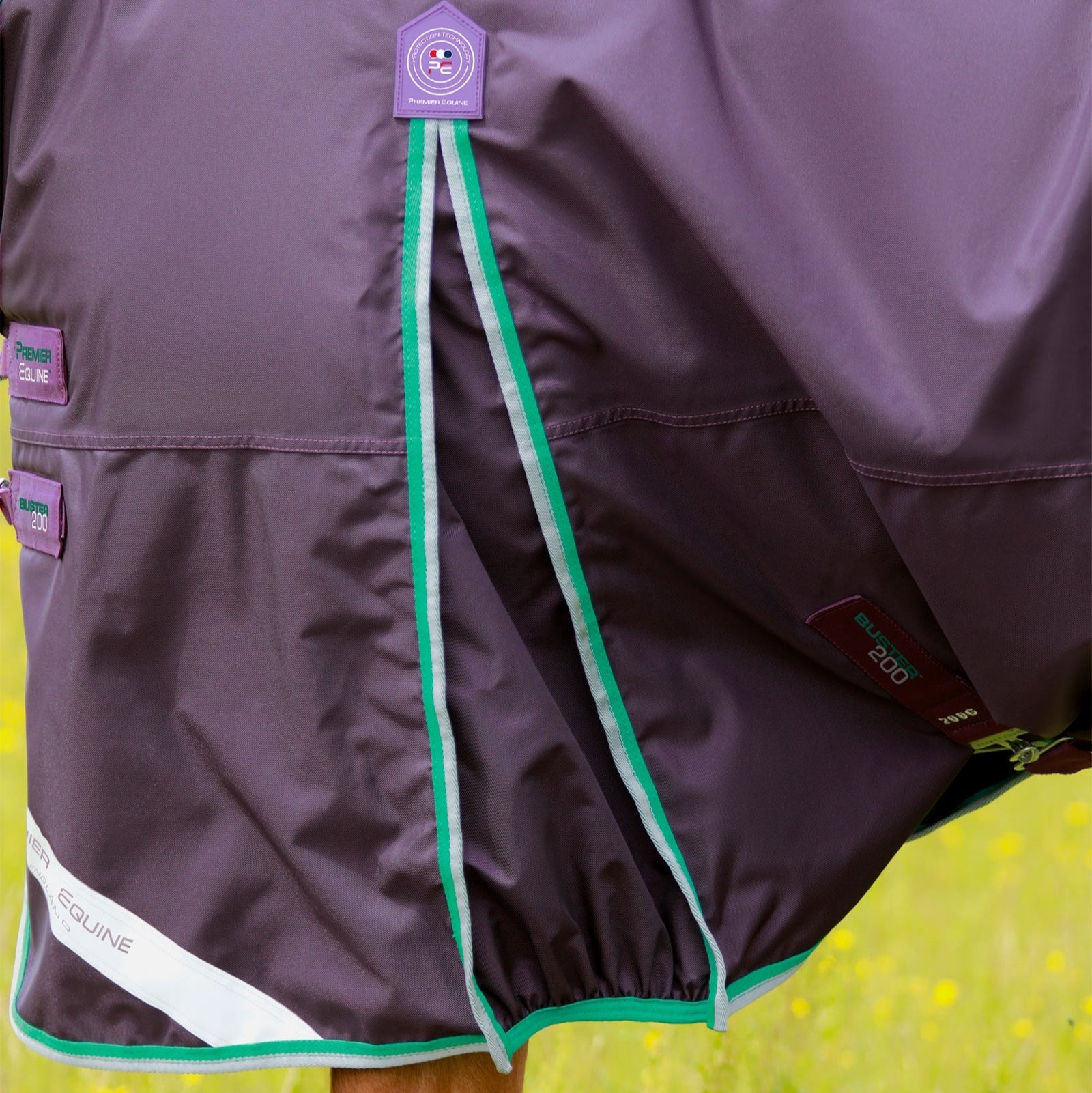Premier Equine Buster 200g Turnout Rug with Snug-Fit Neck Cover Purple
