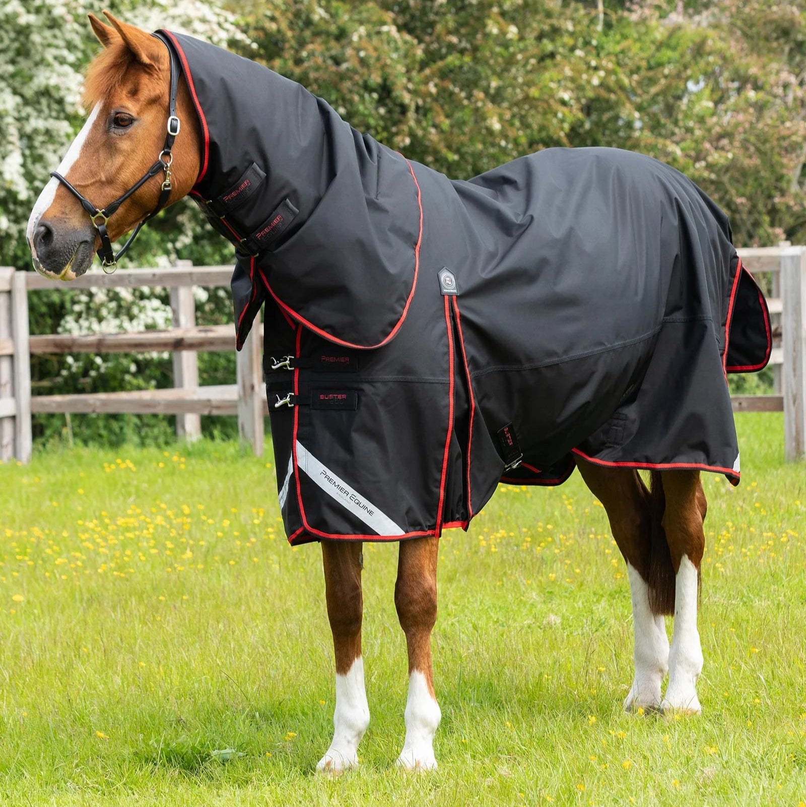 Premier Equine Buster 250g Turnout Rug with Classic Neck Cover Black
