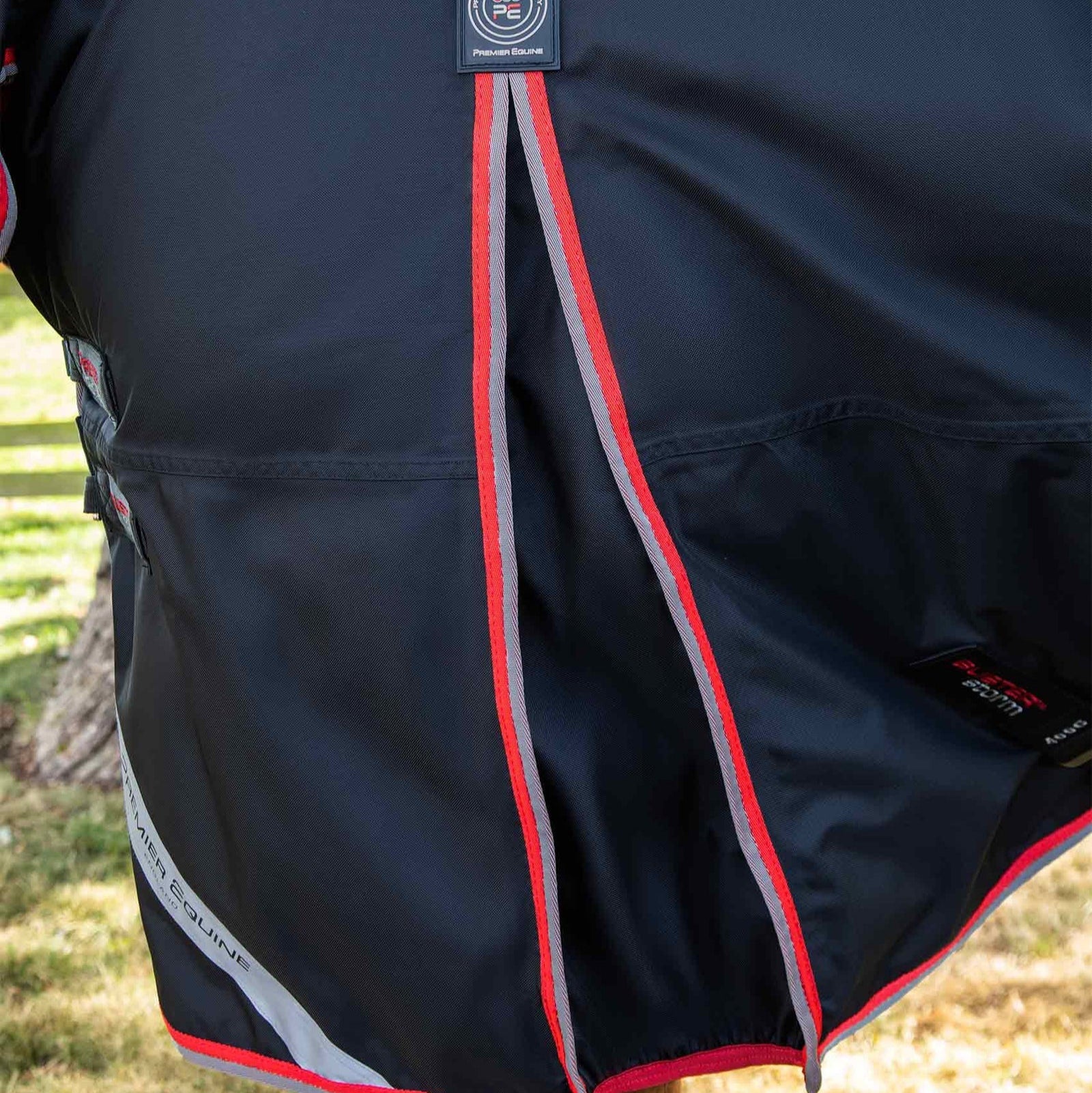Premier Equine Buster Storm 400g Combo Turnout Rug with Snug-Fit Neck Black