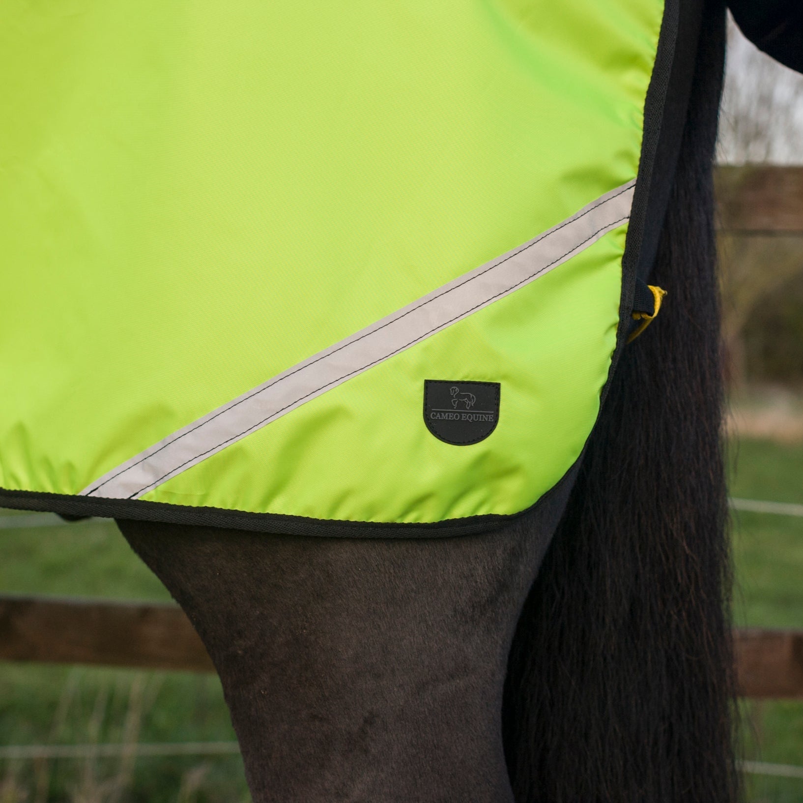 CAMEO Equine Hi Viz Yellow Exercise Sheet - Horse Safety & Visibility, Waterproof & Reflective