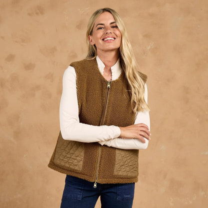 Toggi Carney women's reversible fleece gilet with quilted pockets and zip