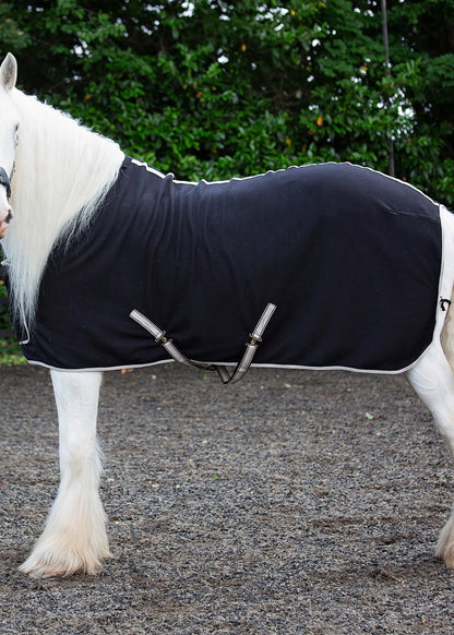 CAMEO Elevate Black Show Rug - Equiflair Horse Rug, Fleece Blanket, Show Ready - 6ft