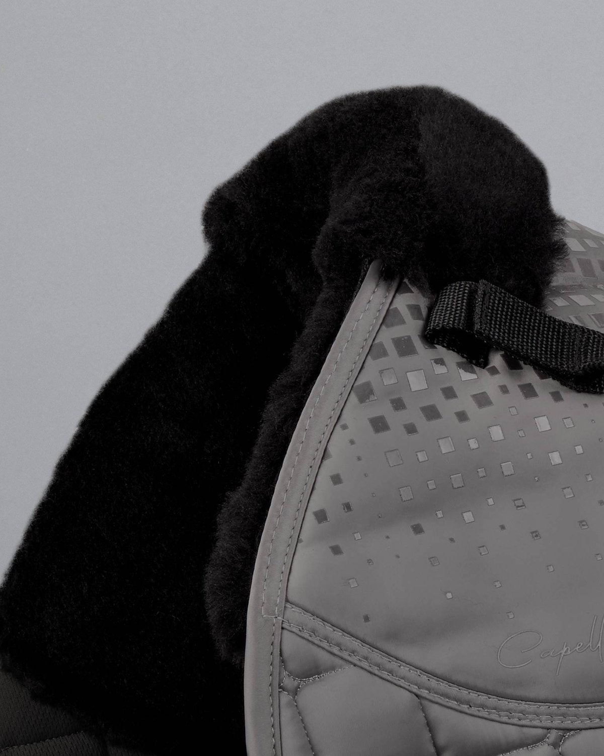 PREMIER EQUINE CAPELLA Merino Wool GP Jump Saddle Pad - Grey/Black: Close Contact Comfort & Style