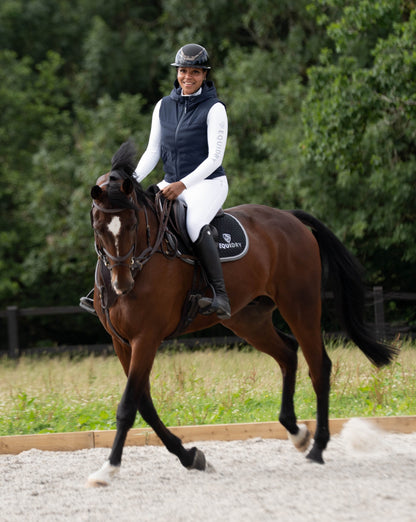 EQUIDRY Tamar Lightweight Gilet Women's Navy | Water-Repellent Riding Vest for Equestrian Use