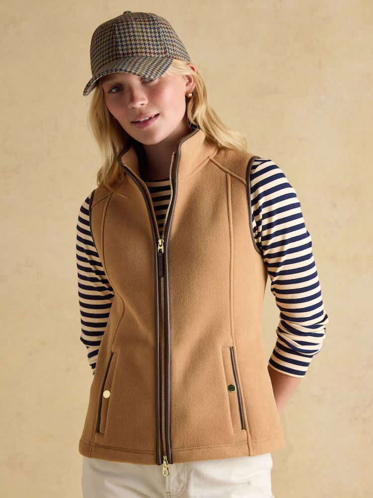 Joules Heritage Tan Fleece Gilet: Stylish women's country-style vest with zip & pockets.