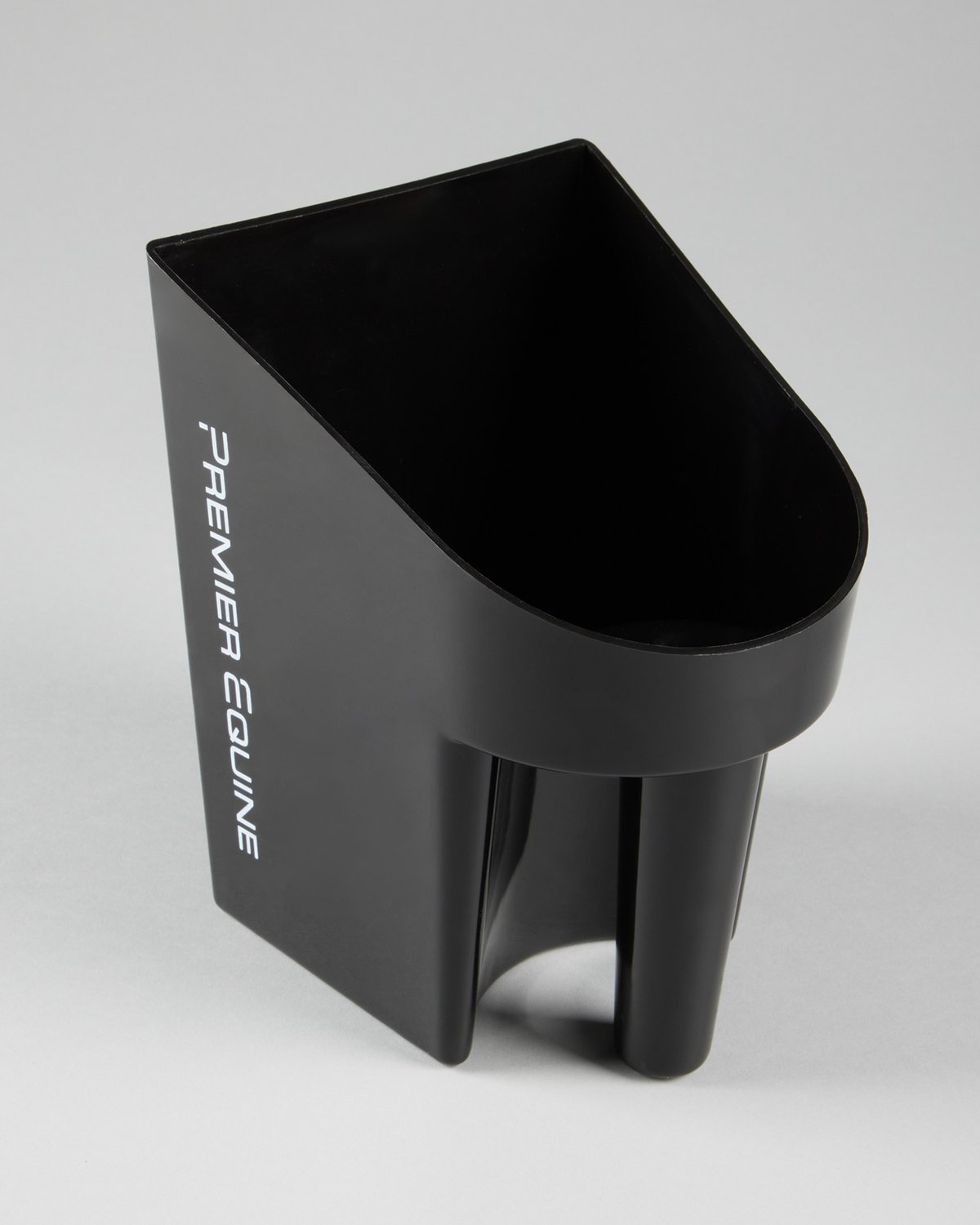 PREMIER EQUINE Horse Feed Scoop - Black | 1.5 Litre Capacity, Stackable Tack Room Essential