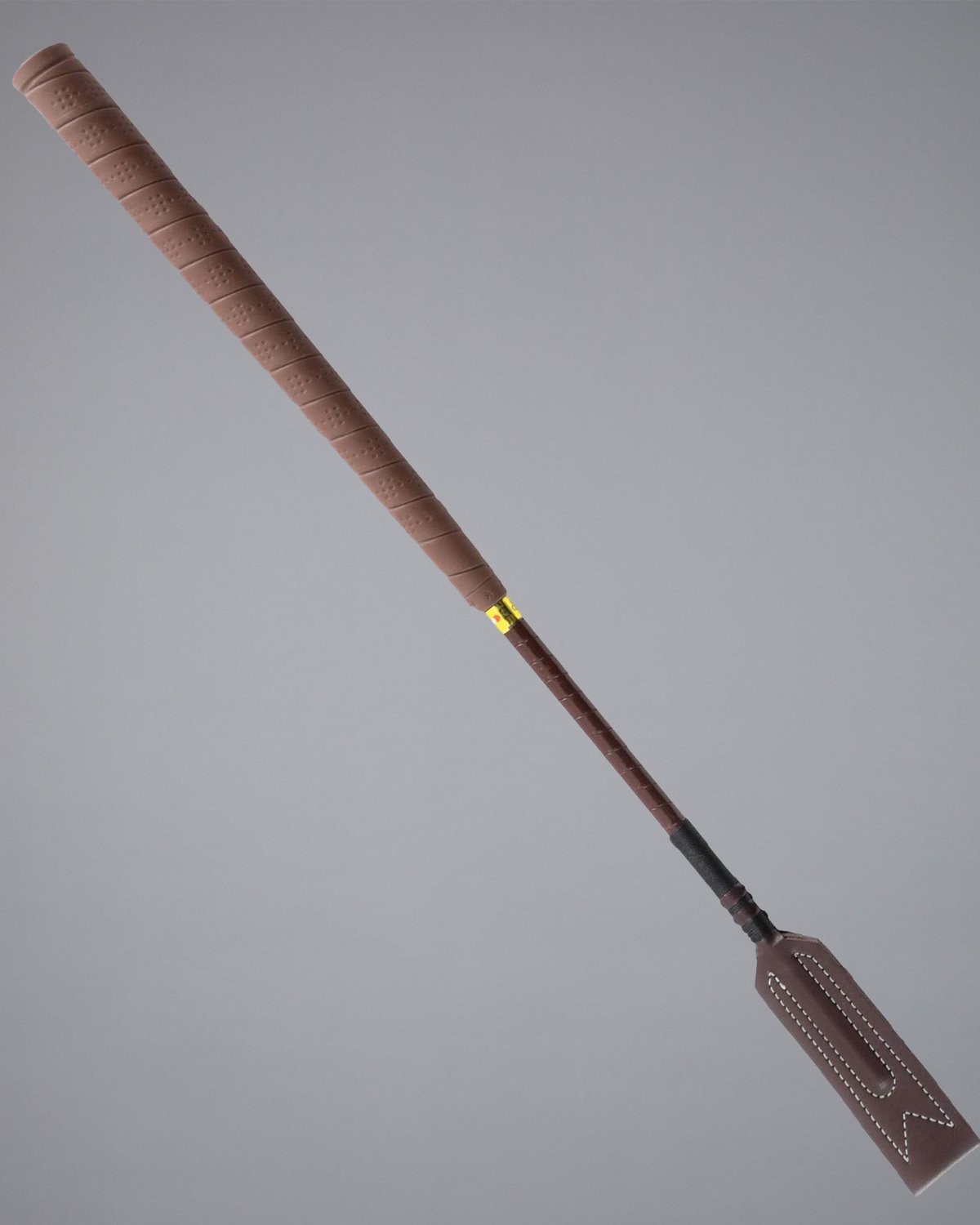 Premier Equine Foligno Jumping Bat Brown: Equestrian sport bat with a molded grip, perfect for jumping. Buy online!
