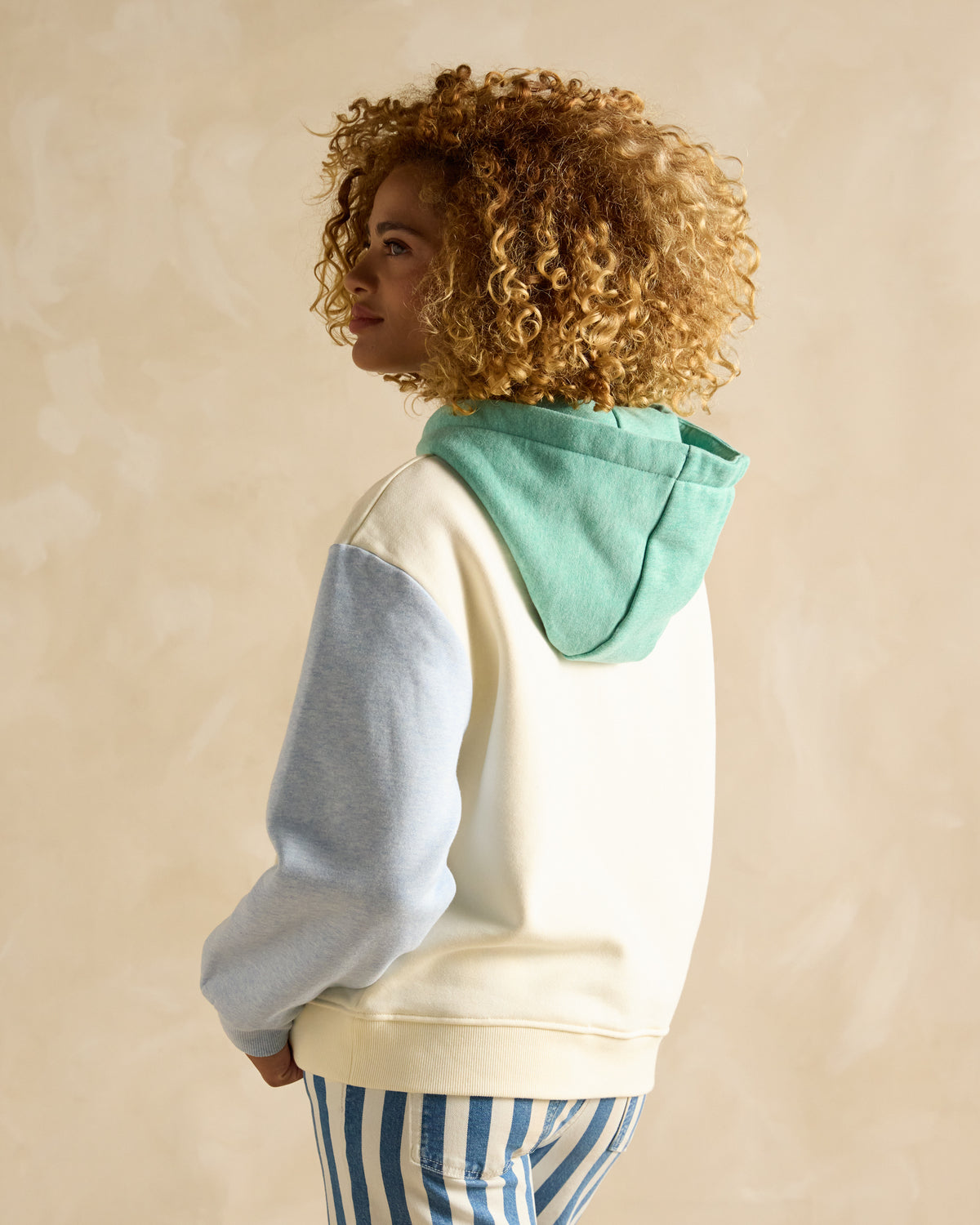 JOULES Milbourne Colourblock Hoodie: Women's Fashion, Stylish Hooded Sweatshirt with Color Block Design