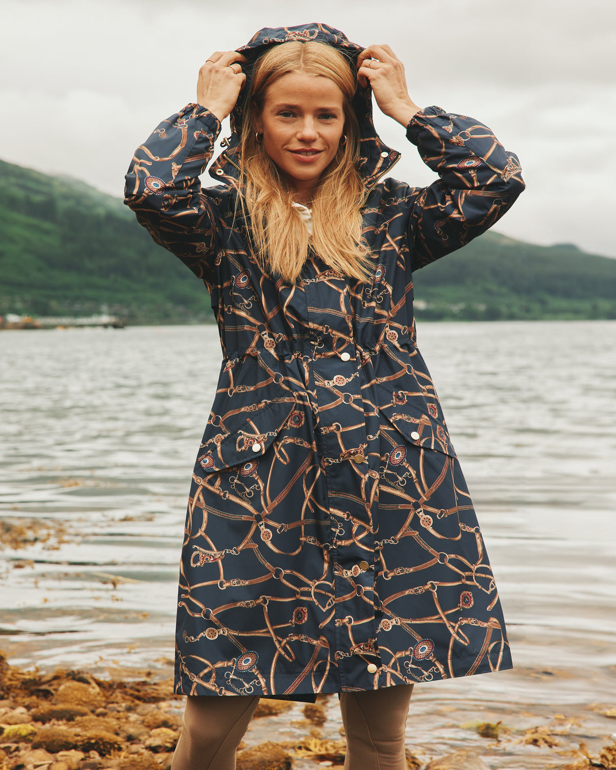 JOULES Holkham Navy Blue Waterproof Packable Raincoat. Women's Outerwear Fashion, Outdoors apparel, raincoat, jacket.