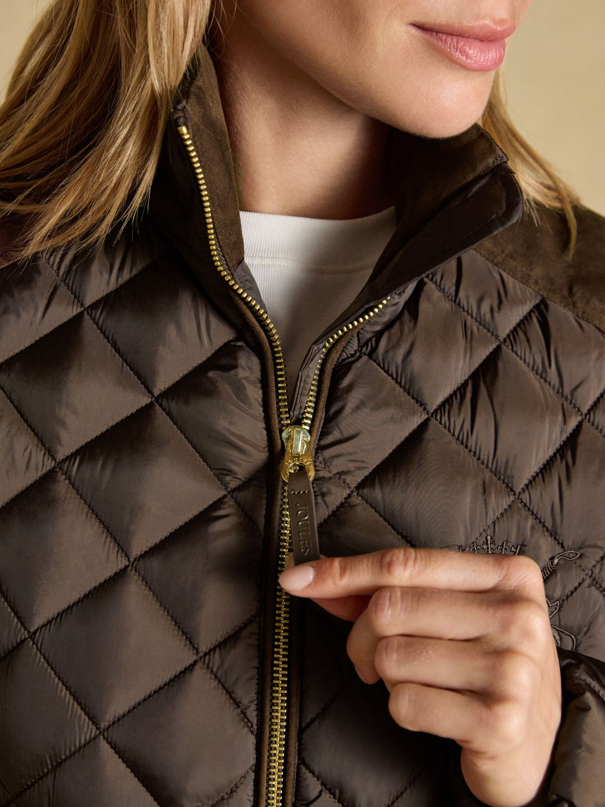 Joules women's brown quilted coat with suede collar and zipper detail, showerproof Braemar Luxe jacket.