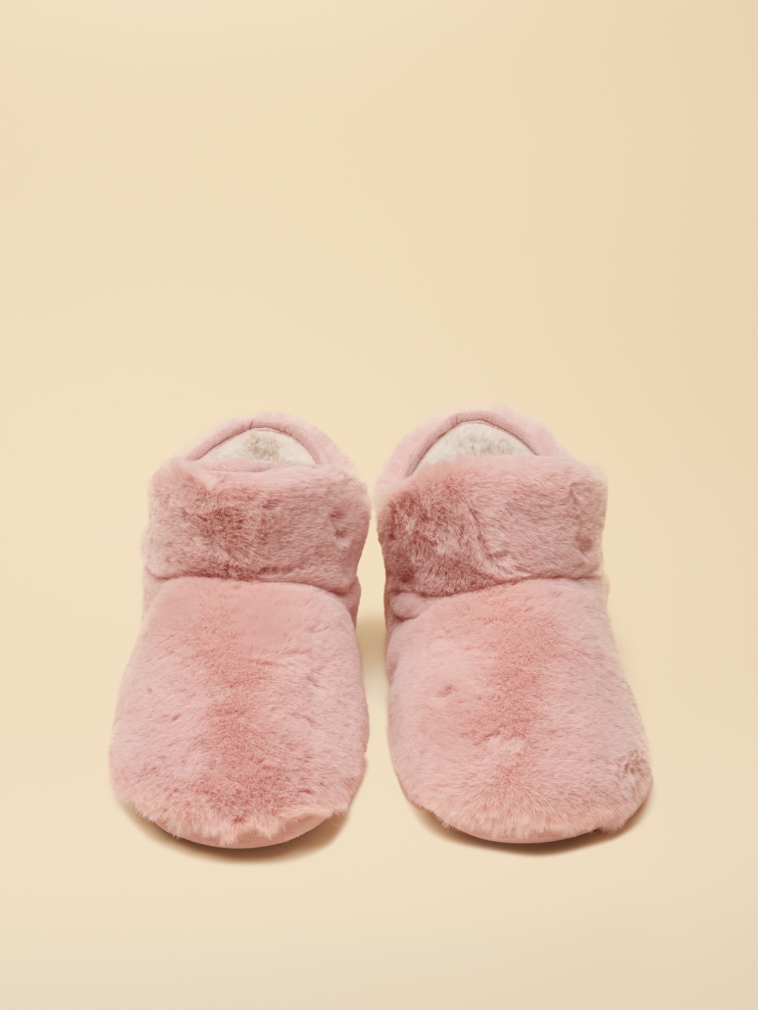 Joules Cabin Luxe Pink Slippers - Fluffy, Comfortable Indoor Footwear
