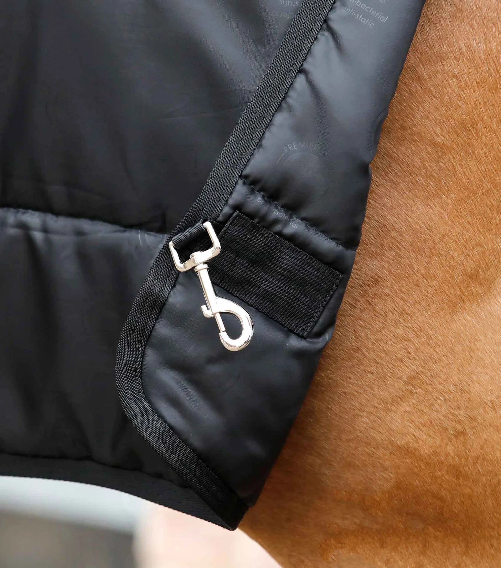 PREMIER EQUINE 100g Horse Rug Liner Black: Antibacterial, Anti-Static, Lightweight Warmth for Horse Comfort & Hygiene