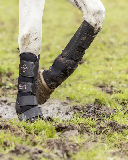 LEMIEUX TURNOUT BOOTS BLACK on Horse Leg: Protective Horse Boots from Equiflair for sensitive skin and winter protection.