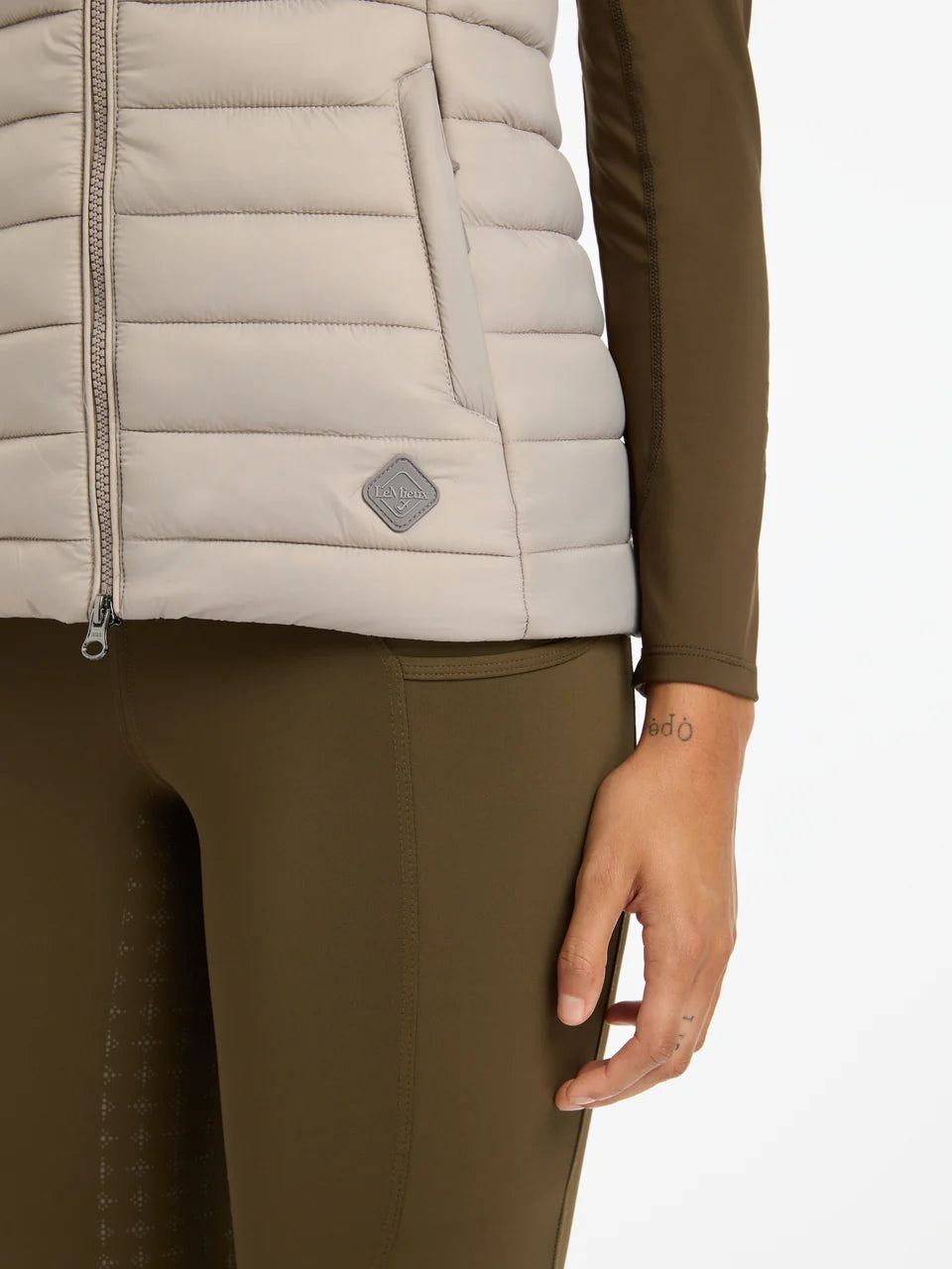 LeMieux Tilly Hooded Puffer Gilet Ash: Women's Lightweight, Water-Resistant Vest