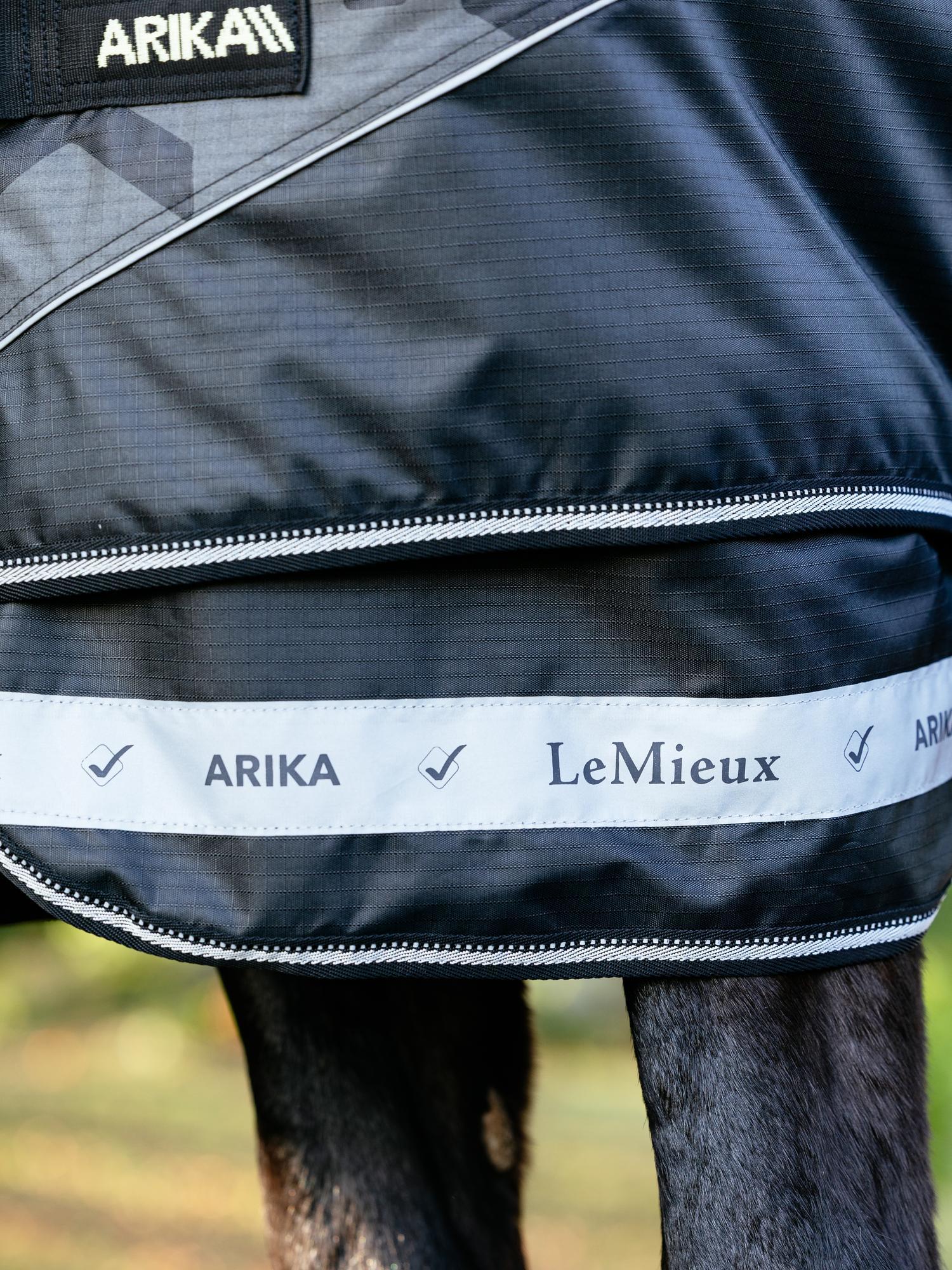 LeMieux Arika Reflective 0g Turnout Rug Black