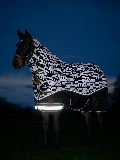 LeMieux Arika Reflective 0g Turnout Rug Black