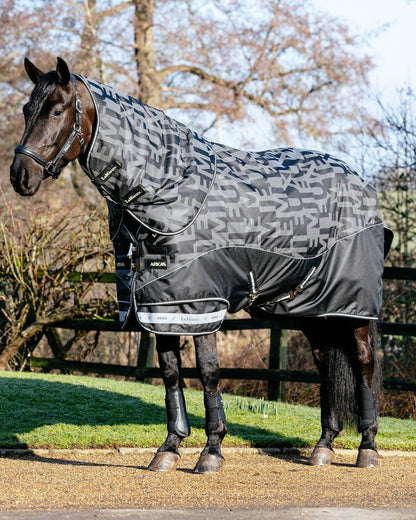 LeMieux Arika Reflective 0g Turnout Rug Black