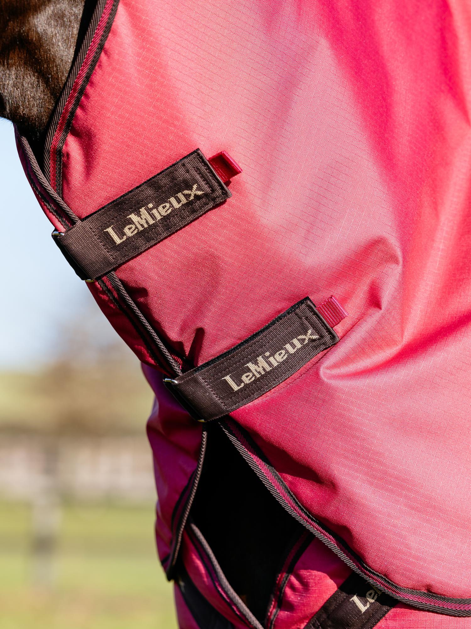 LeMieux Arika Ripstop 0g Turnout Rug Cranberry