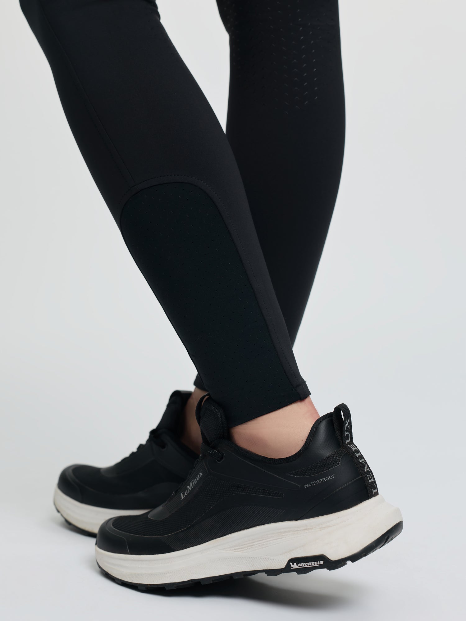 LeMieux Cami Sculpt Full Seat Breeches Black | Equiflair