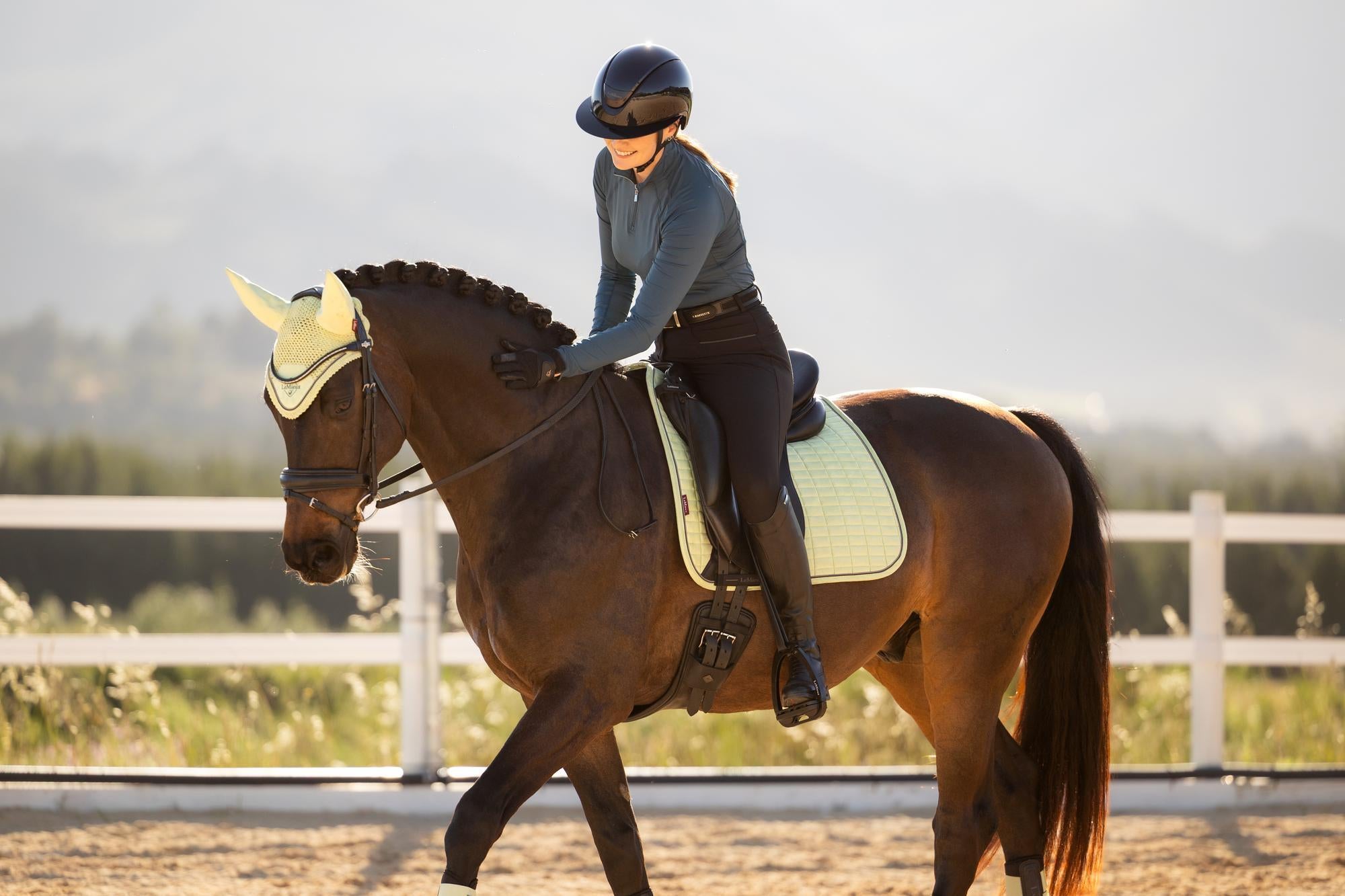 LeMieux Halle Lightweight Base Layer Jungle | Equiflair