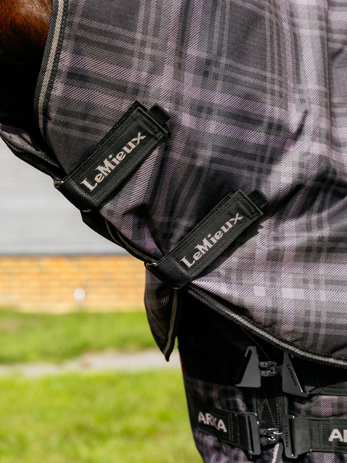 LeMieux Arika Heritage Check 200g Turnout Rug in Cocoa - Waterproof & Breathable Horse Rug