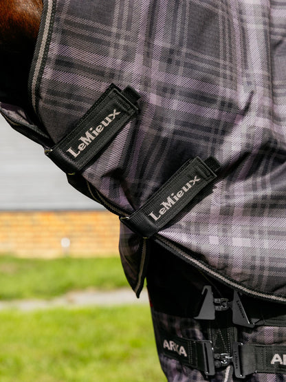 LeMieux Arika Heritage Check 200g Turnout Rug in Cocoa - Waterproof & Breathable Horse Rug