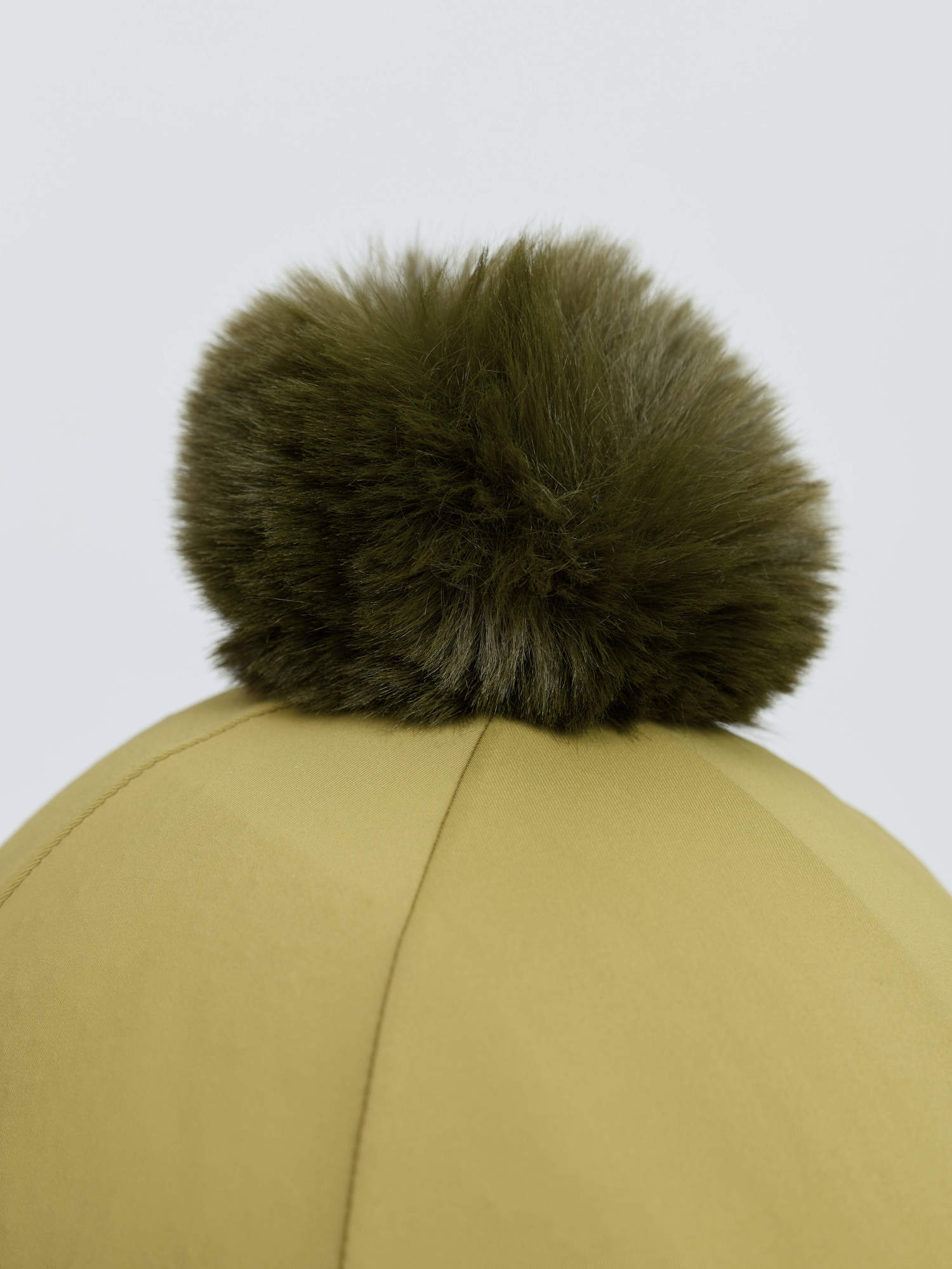 LeMieux Classique Pom Hat Silk Gooseberry
