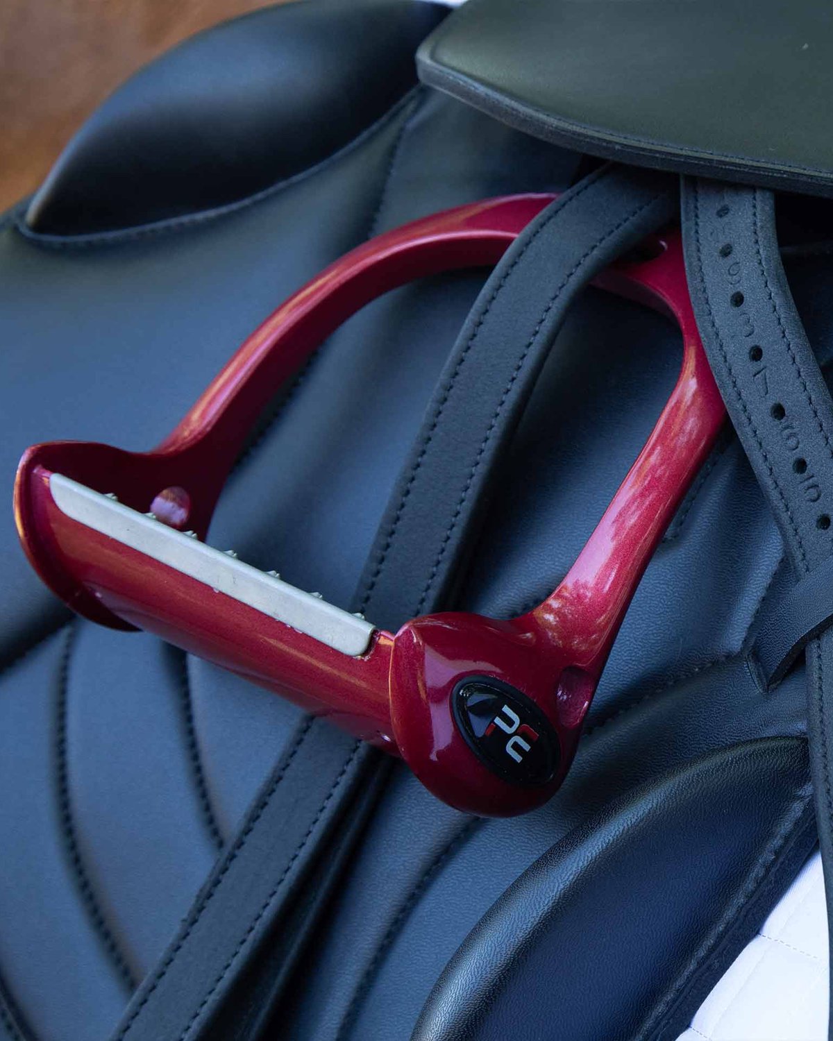 Premier Equine Jopollo Aluminium Performance Stirrups Red