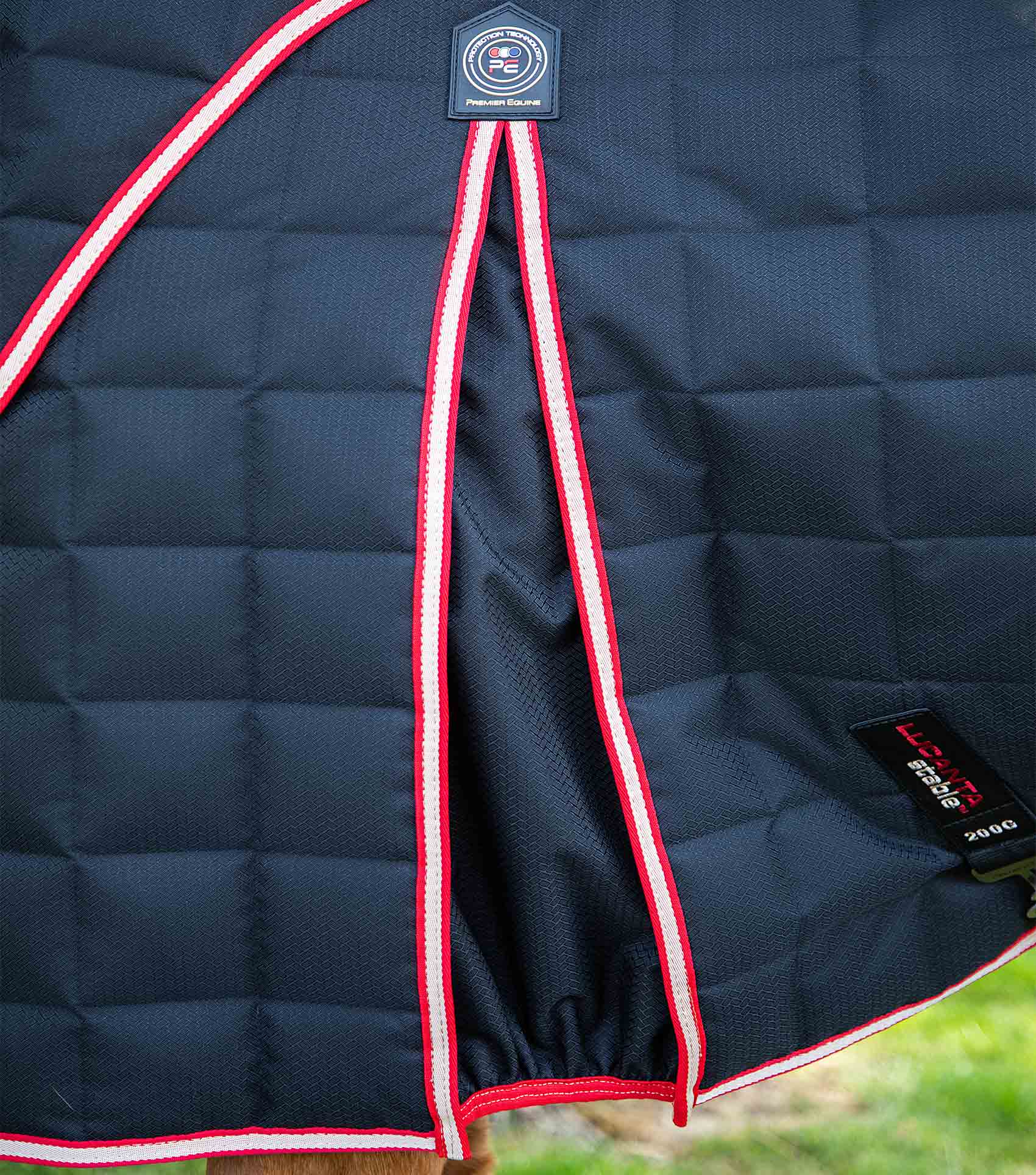 Premier Equine Lucanta 200g Stable Rug with Neck Cover - Diamond Weave Horse Blanket