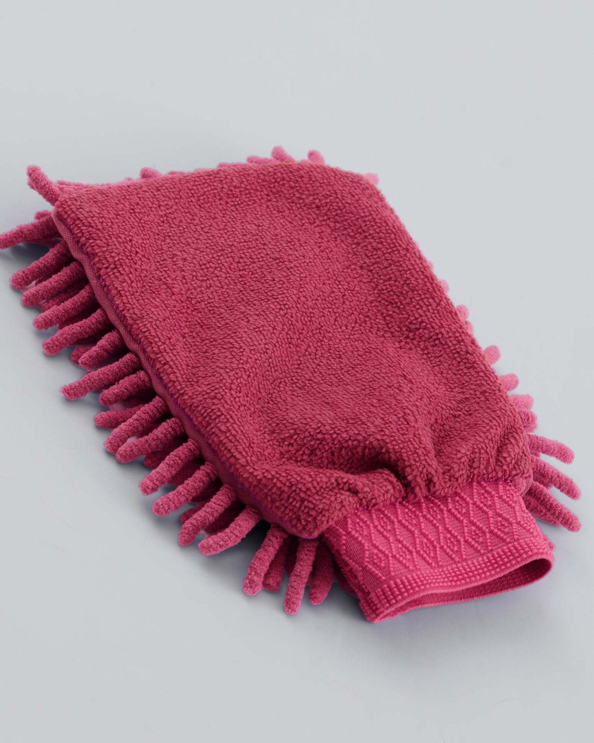 Premier Equine Microfibre Grooming Mitt Fuchsia