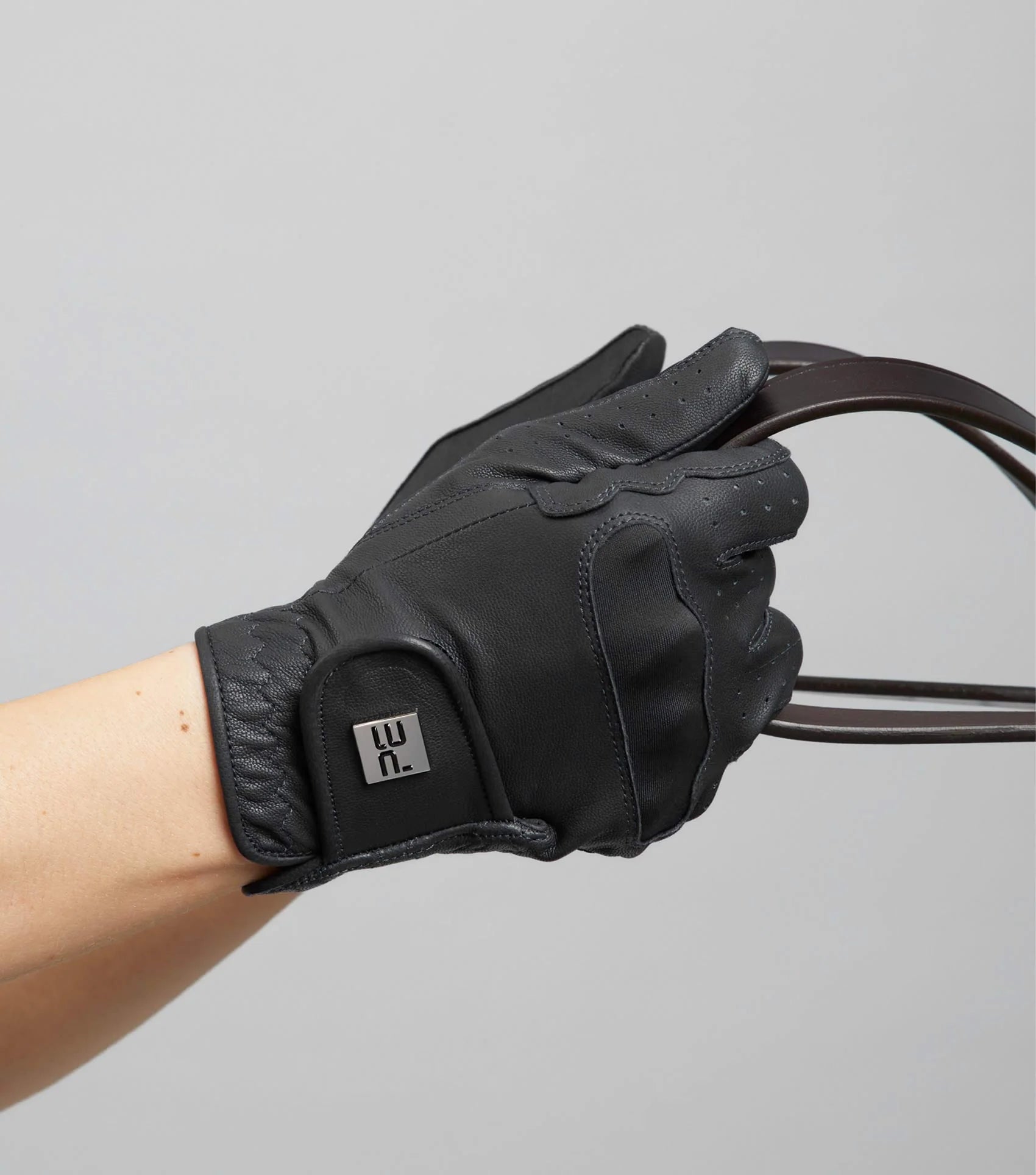 Premier Equine black leather riding glove for ladies, equestrian gloves