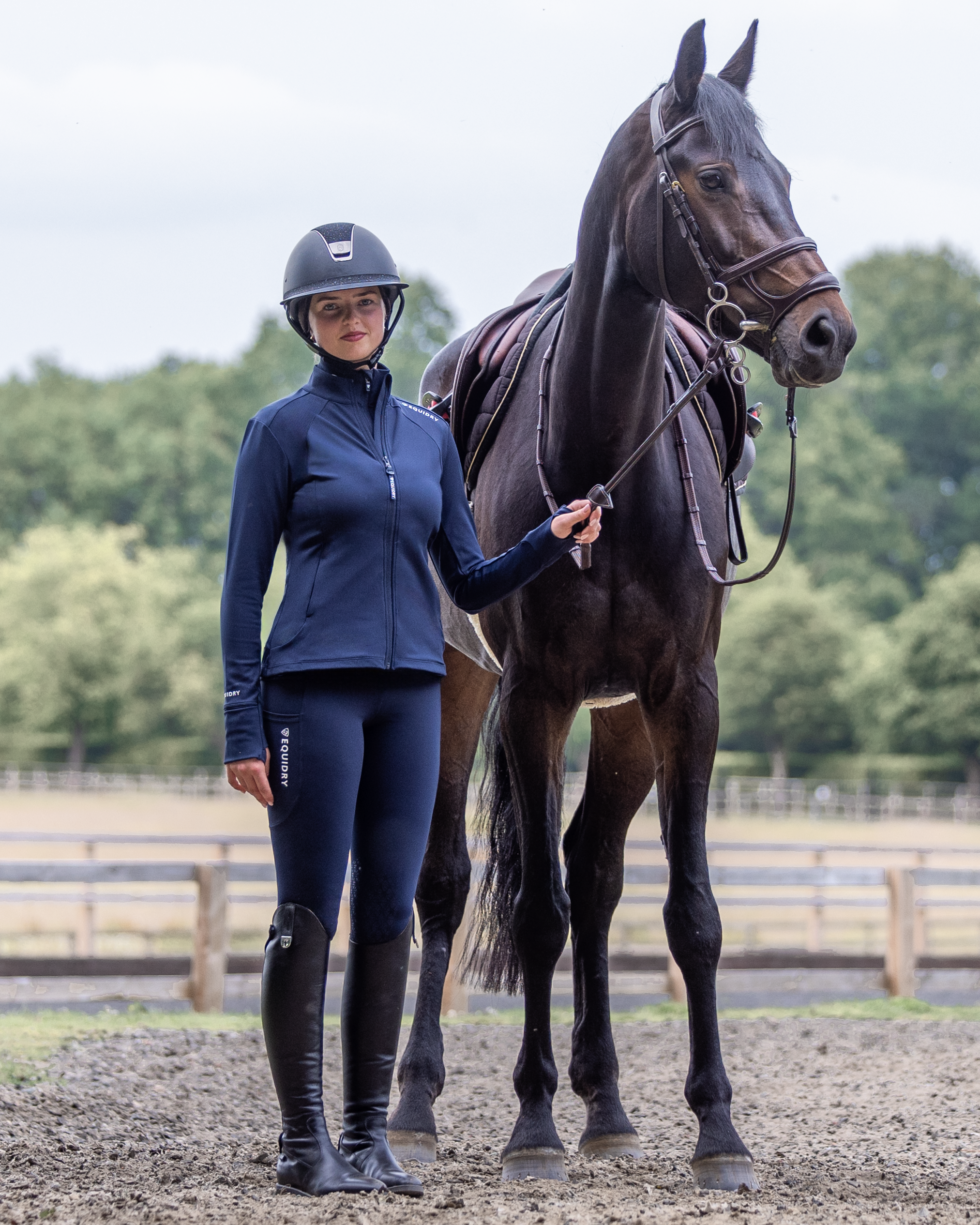 EQUIDRY Women's Water Repellent Zip up Top Navy/White