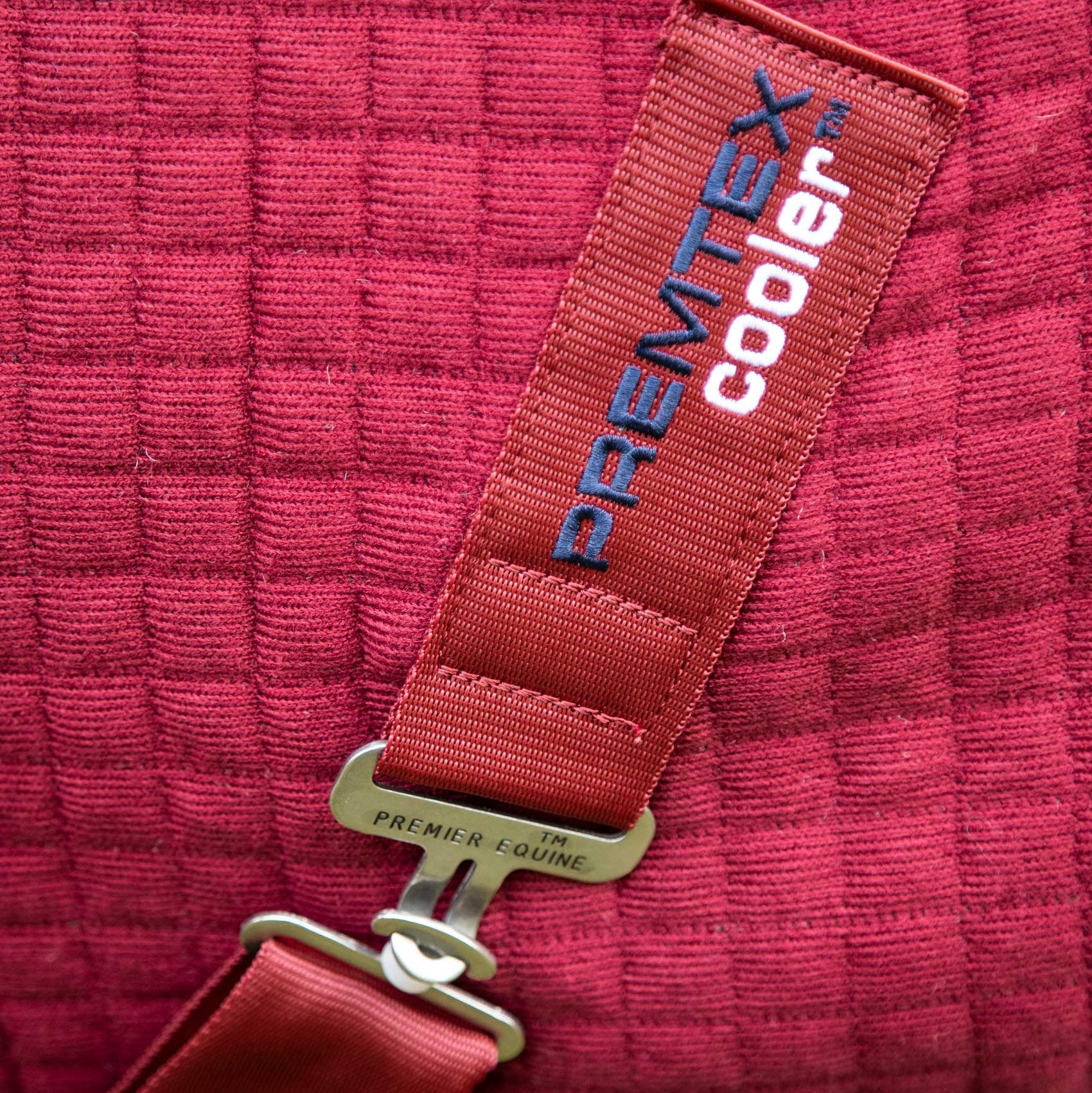 PREMIER EQUINE Premtex Cooler Rug Burgundy | Moisture Wicking Horse Rug for Travel | Equiflair