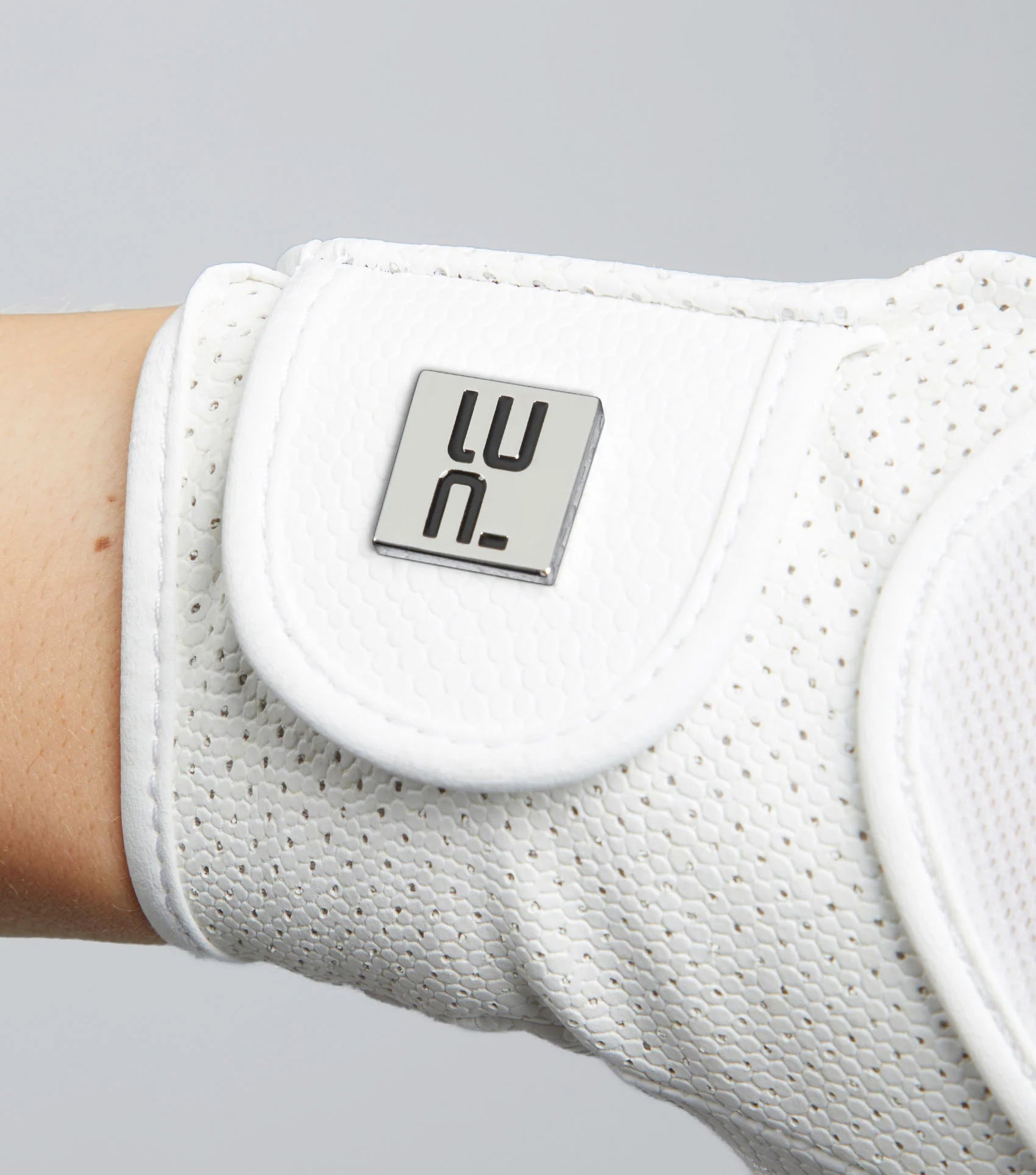 Premier Equine White Riding Glove: Mesh Competition Equestrian Gear with PE Badge