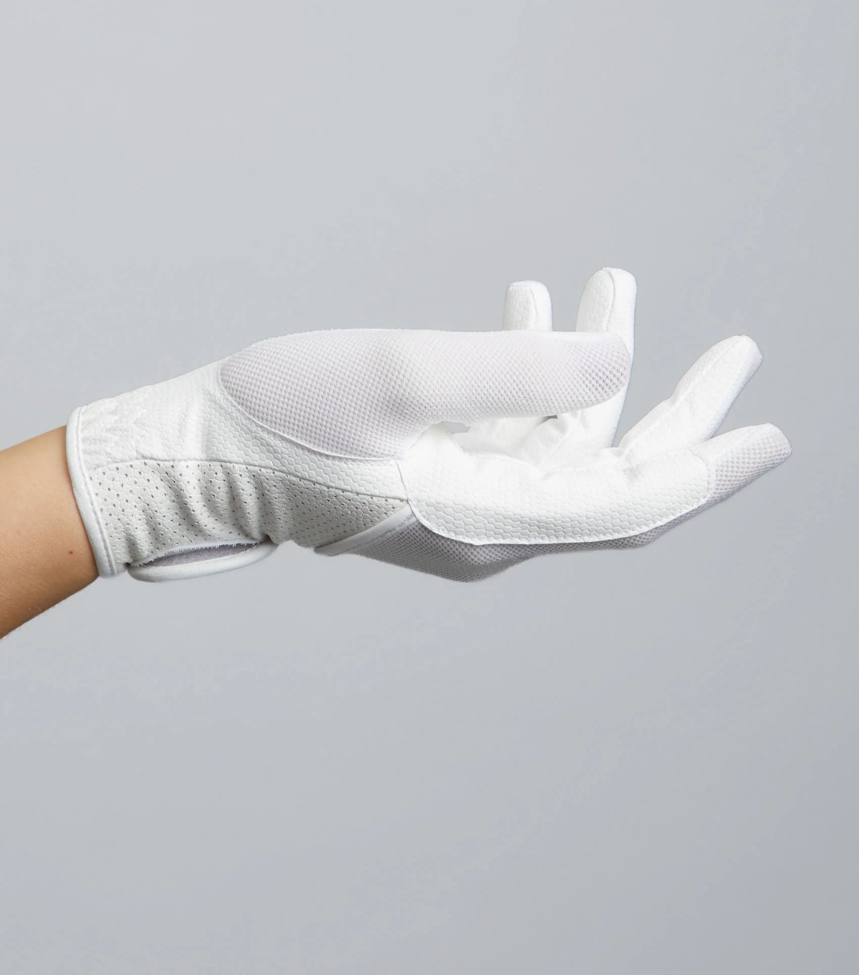 PREMIER EQUINE Presa Mesh Competition Riding Gloves - White. Breathable Equestrian Gloves for women