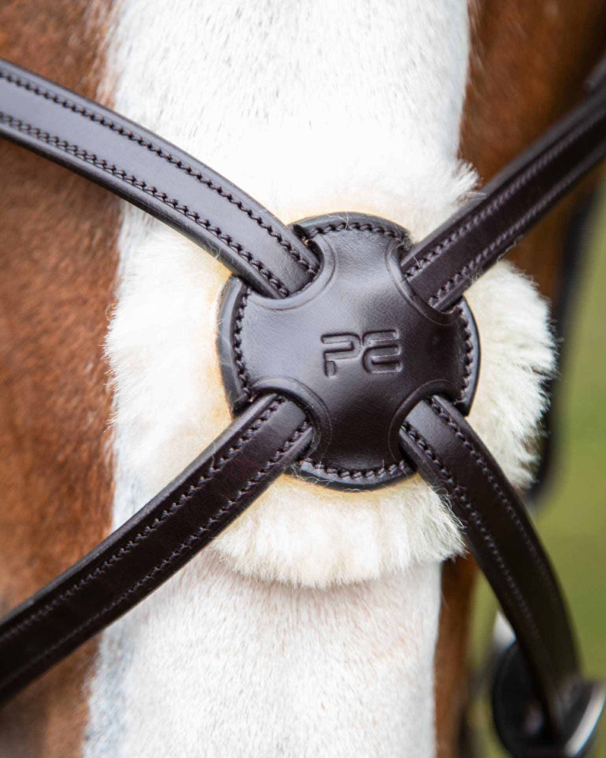 Premier Equine Glorioso Grackle Noseband Protector - Sheepskin, Natural Merino Wool Comfort, Horse Tack