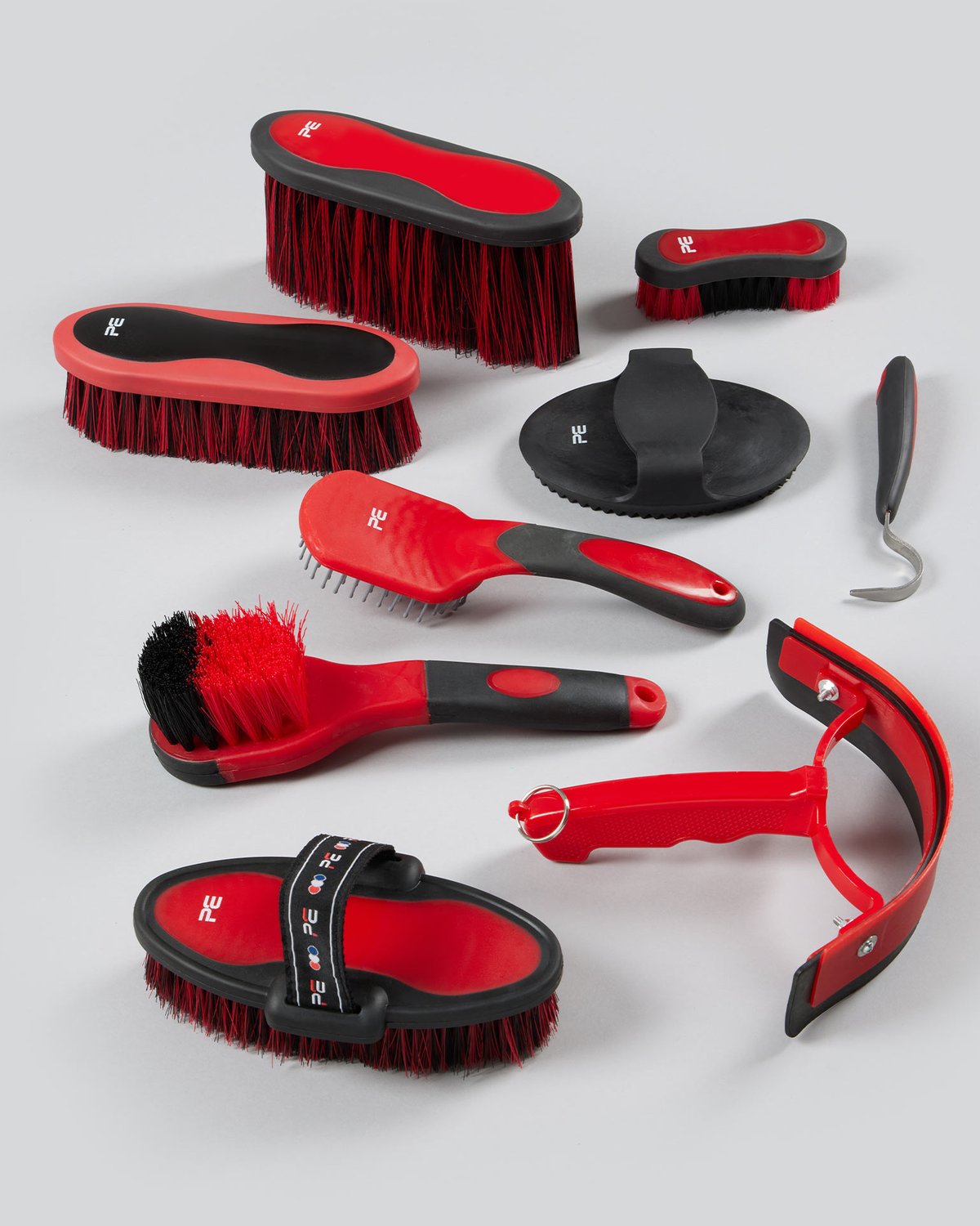 Premier Equine Soft-Touch Grooming Kit Set - 9 Pieces Black & Red
