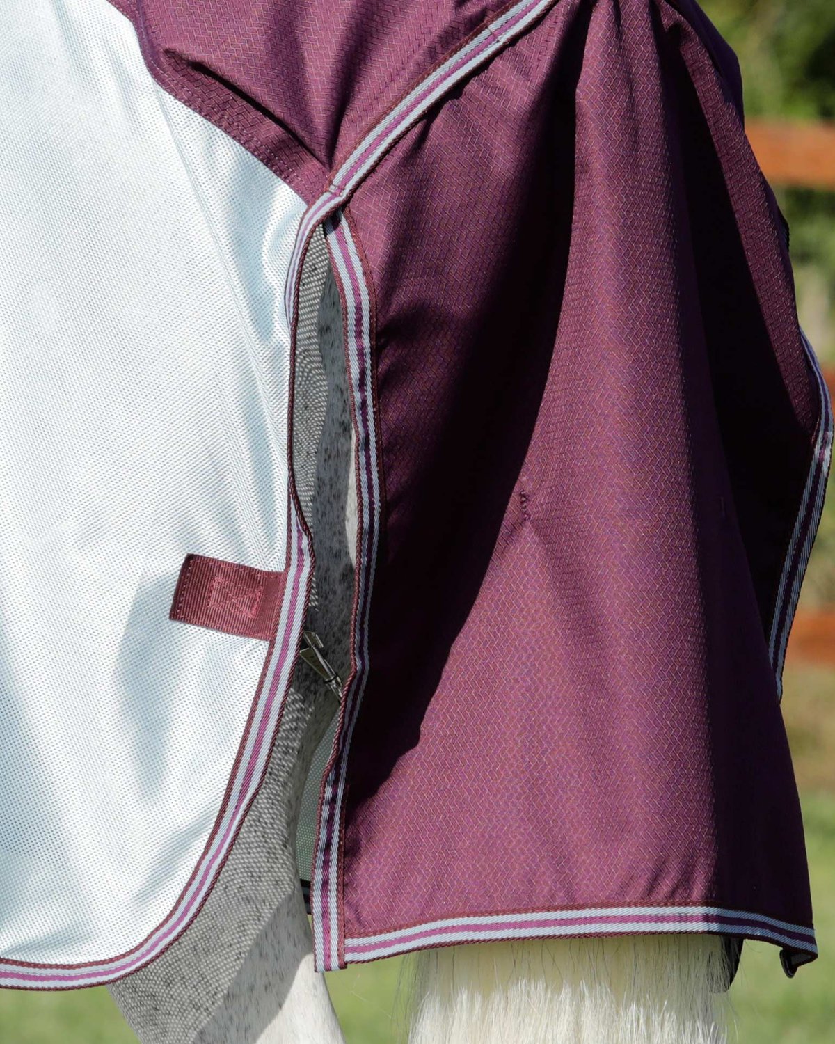 Premier Equine Fly Rug: Stay-Dry Mesh Air, Horse Rug, Wine Color, Waterproof Upper, Integrated Neck Cover