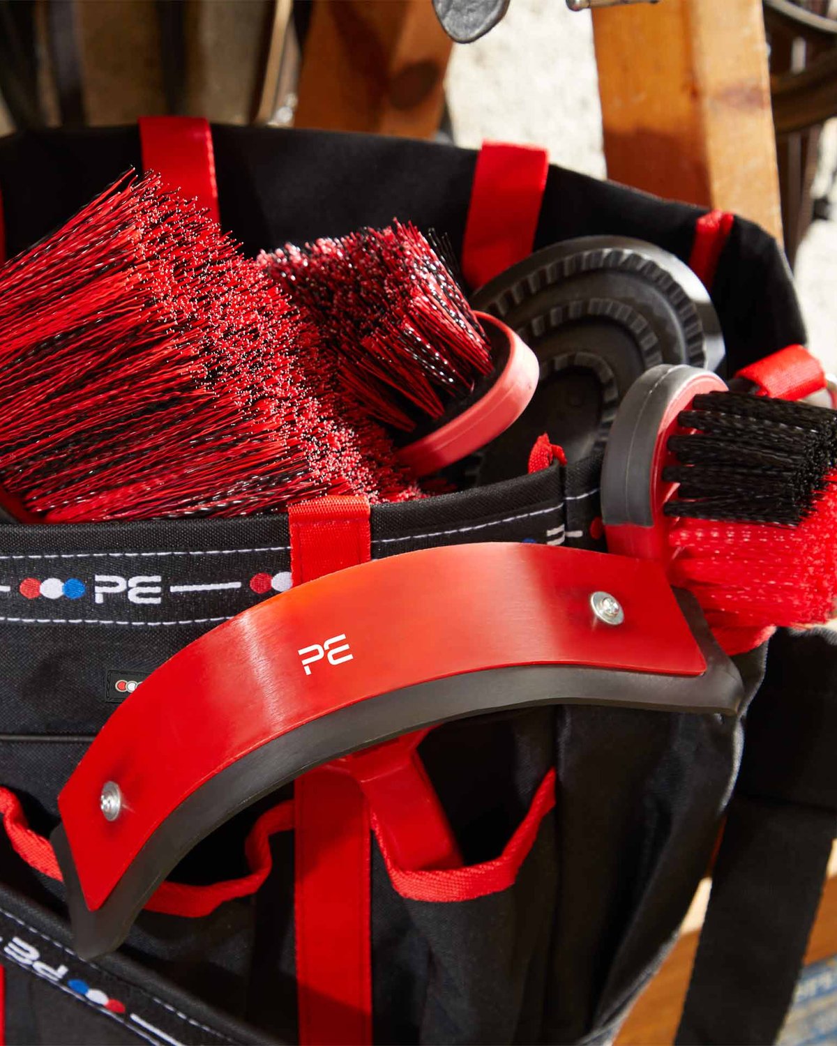 Premier Equine Sweat Scraper Fuchsia