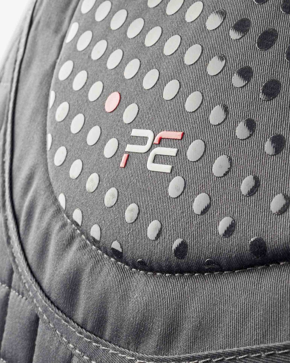 Premier Equine Airtechnology Anti-Slip GP/Jump Saddle Pad - Grey. Close-up View.