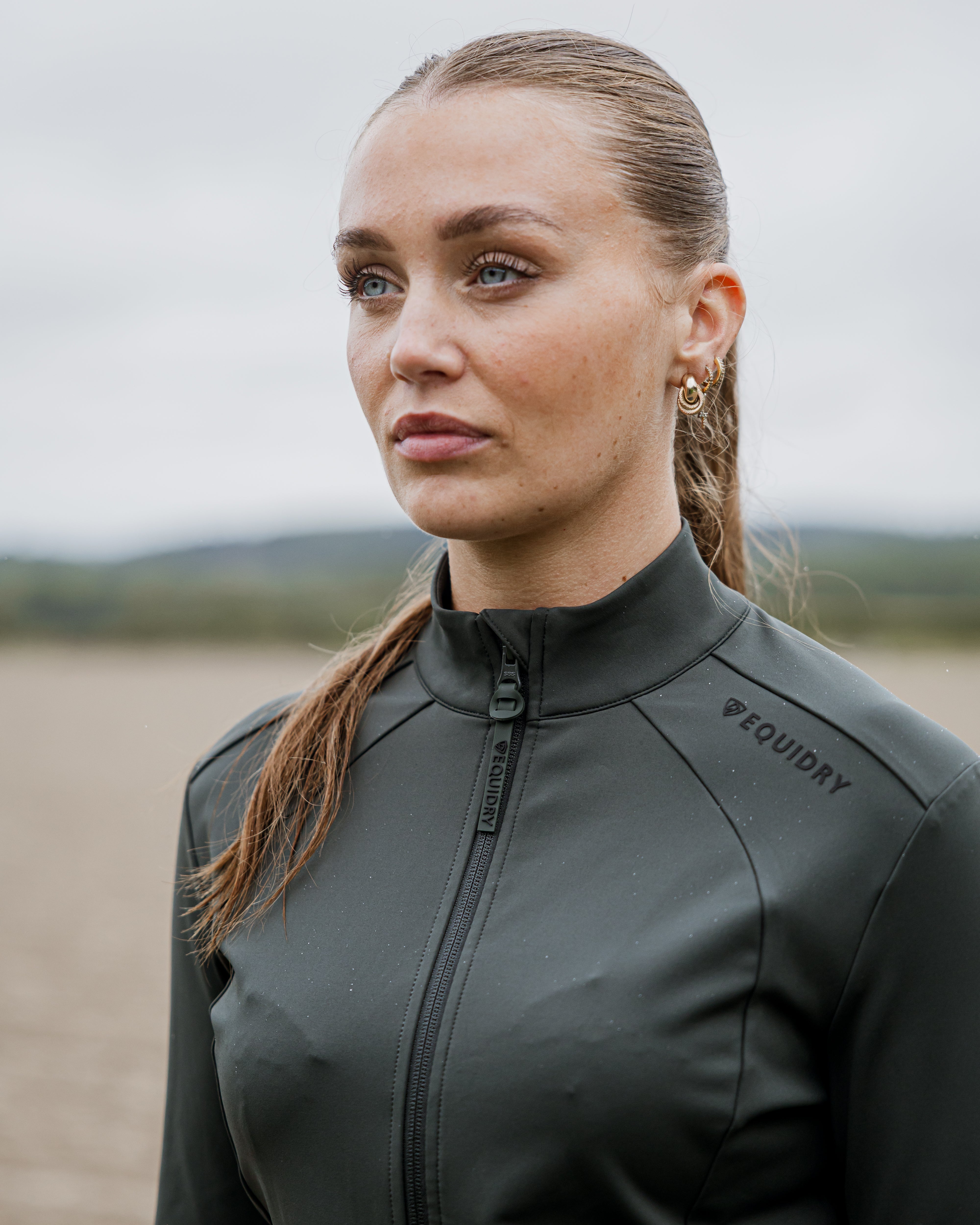 EQUIDRY Women's Water Repellent Zip up Top Black forest Green/Black