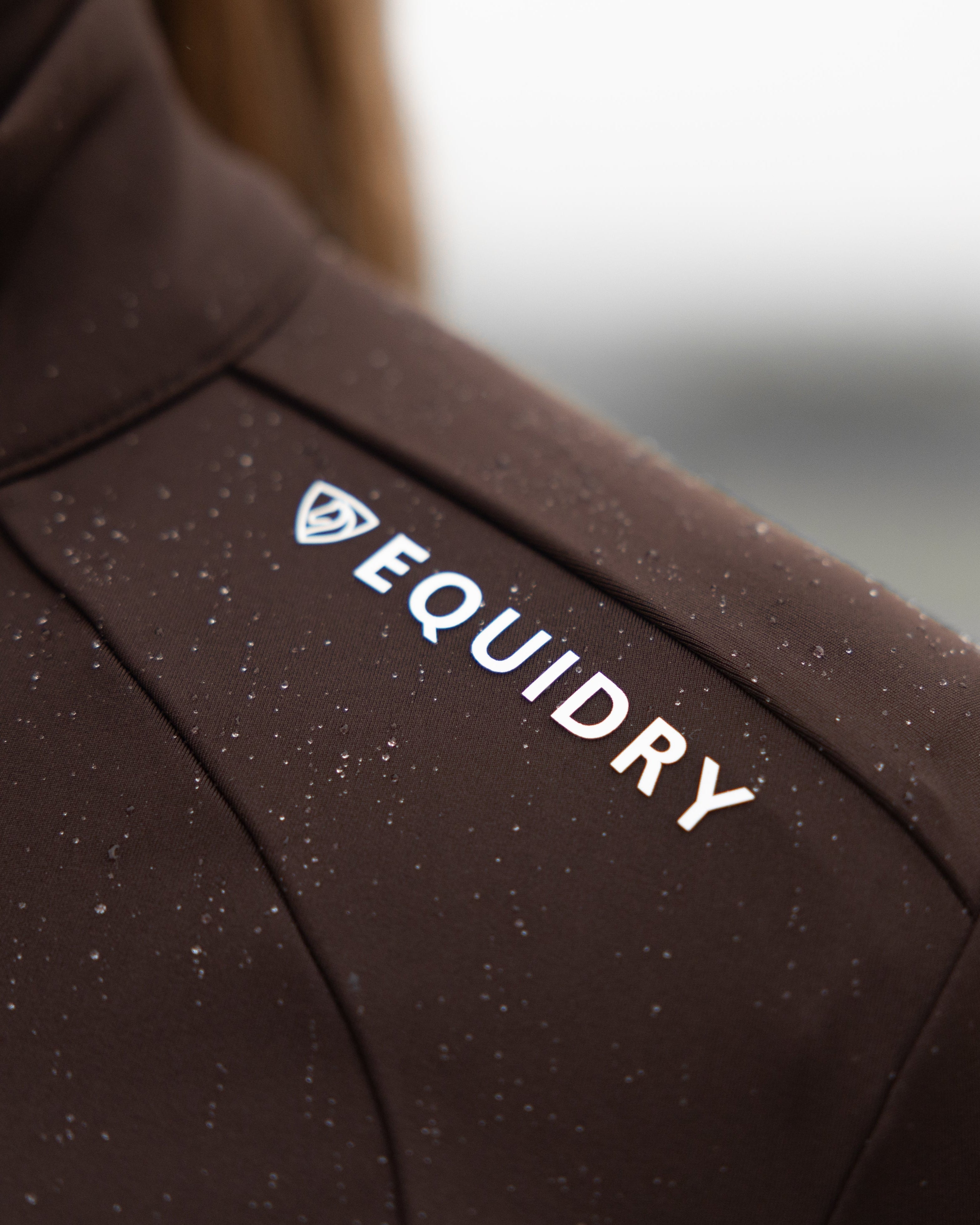 EQUIDRY Women's Water Repellent Zip up Top Brown/White