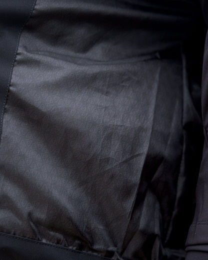 EQUIDRY Torrent Padded Gilet Black: Interior lining with geometric pattern