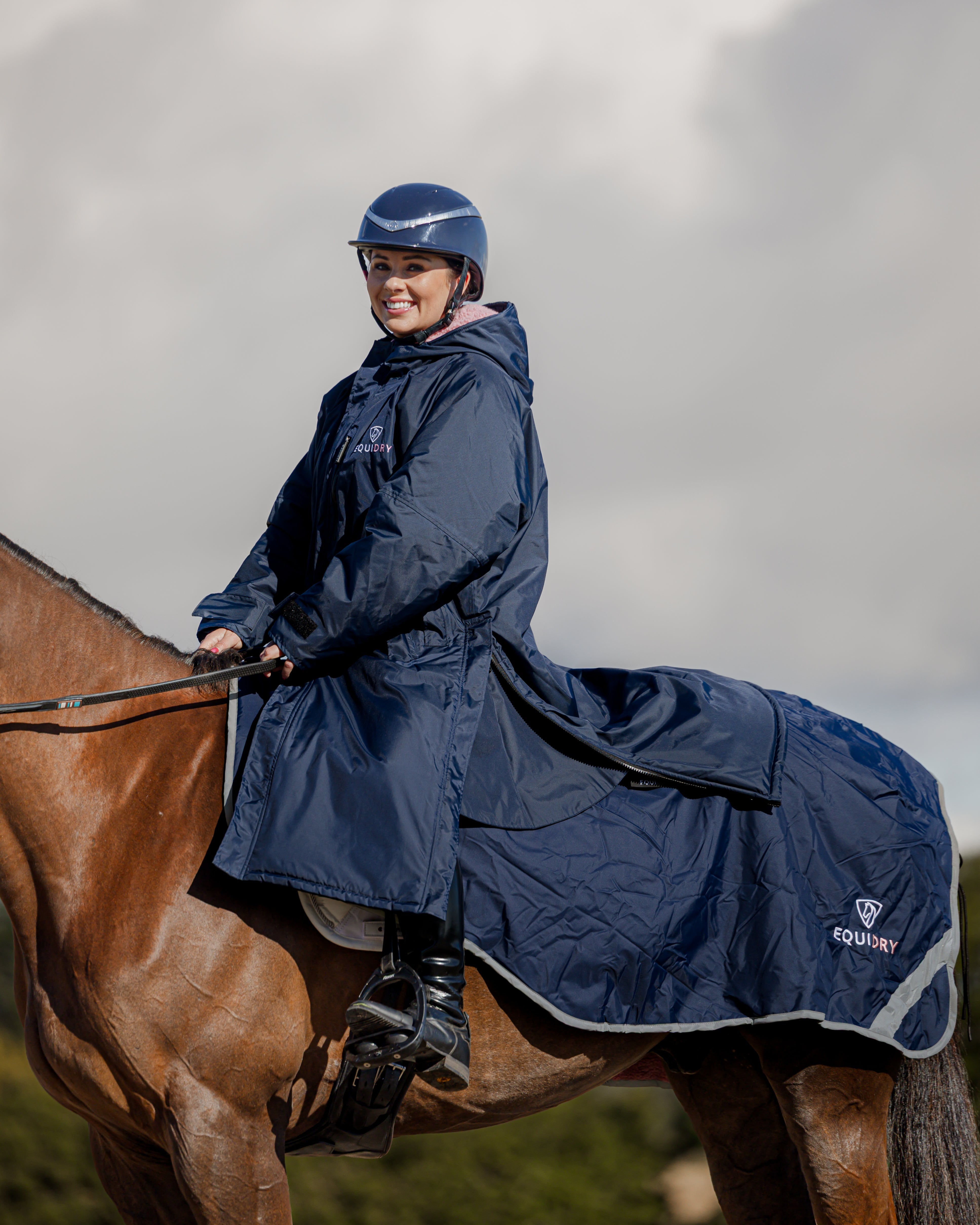 EQUIDRY Waterproof Exercise Sheet Thick Navy/Pale Pink