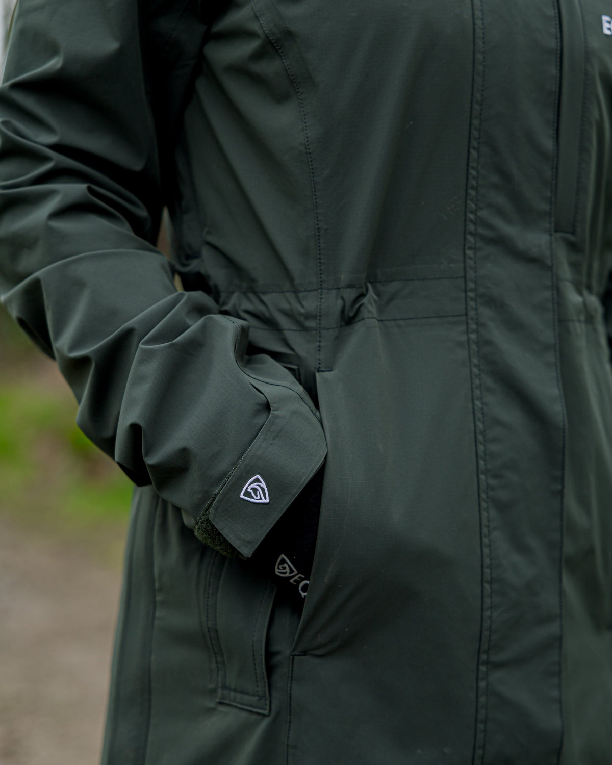 Aura Women's Raincoat Black Forest Green Equidry