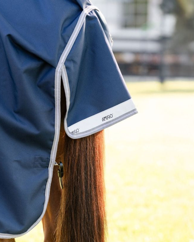 HORSEWARE AMIGO 1200D turnout rug in navy on a horse from Equiflair.